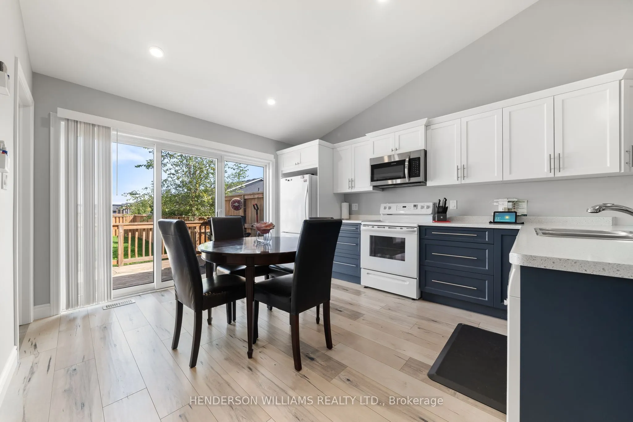 84 Farrington Crescent