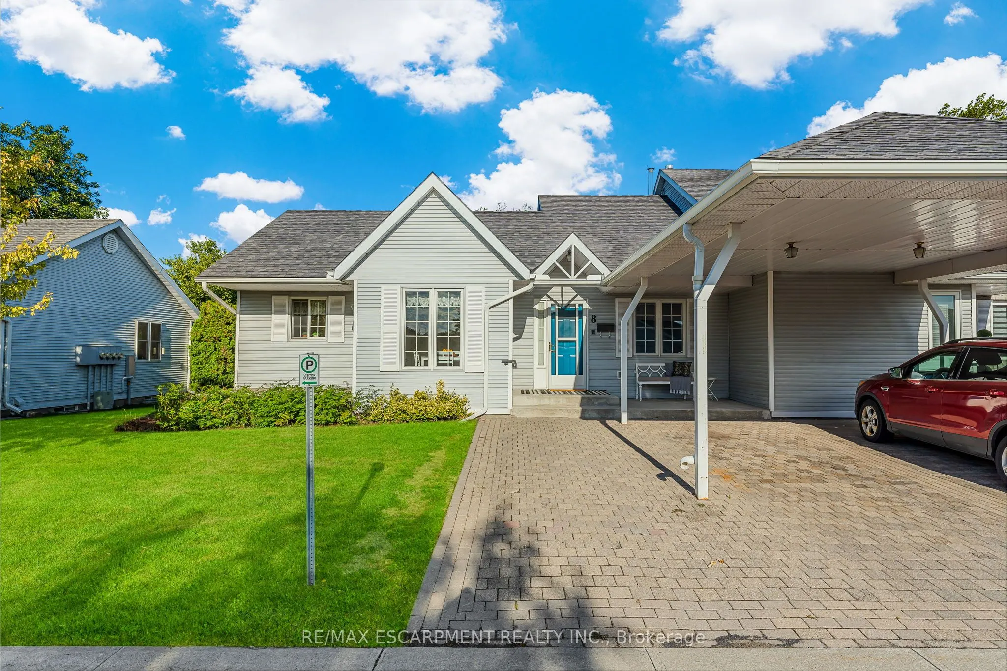 8 Garden Drive, #4