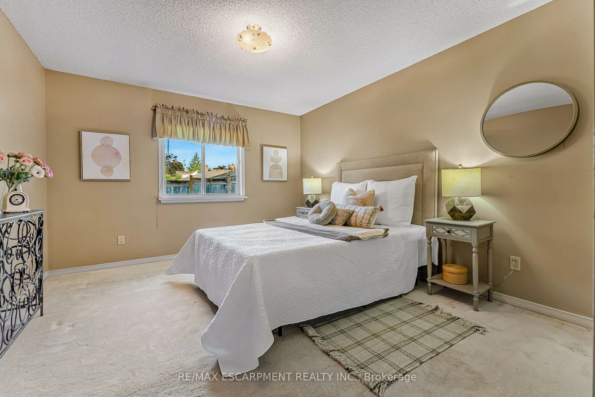 8 Garden Drive, #4
