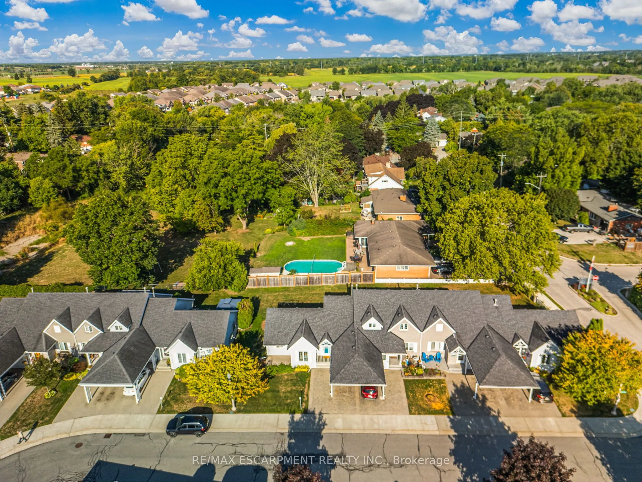 8 Garden Drive, #4