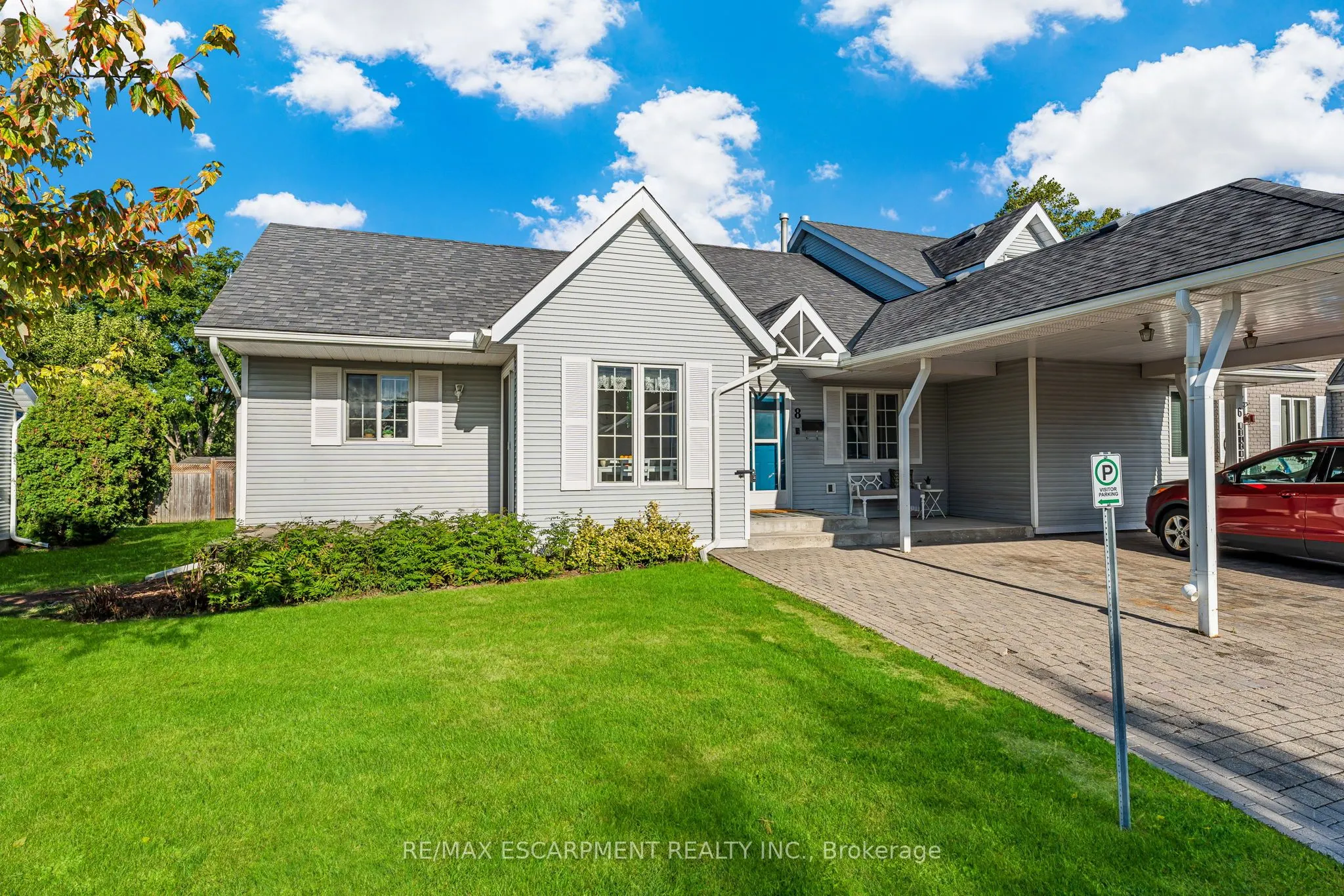 8 Garden Drive, #4