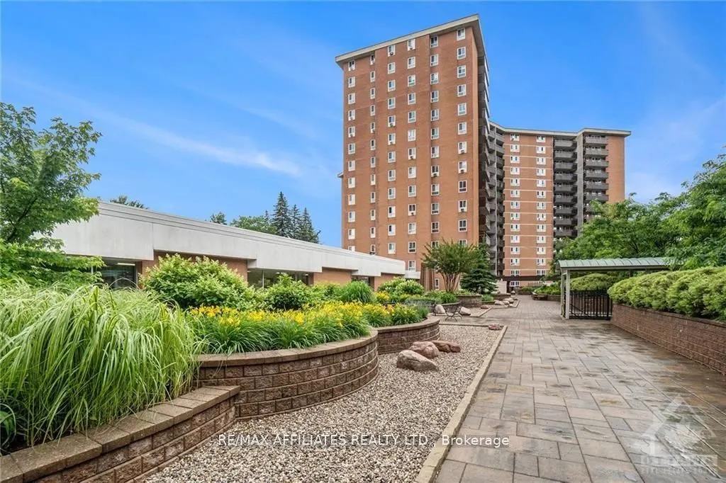 2000 Jasmine Crescent, #717