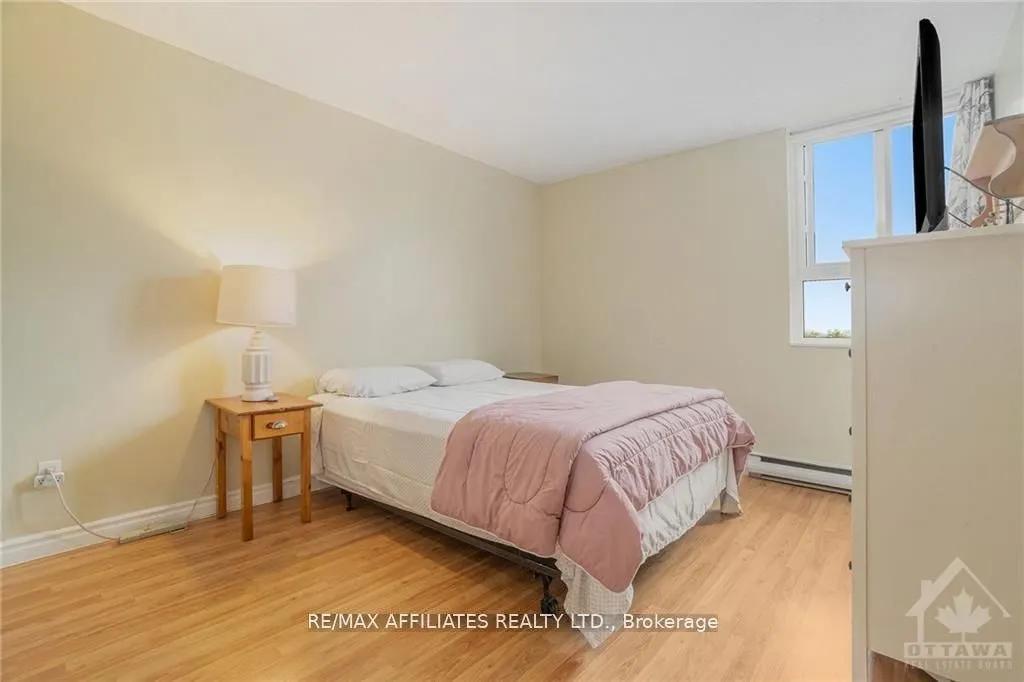 2000 Jasmine Crescent, #717