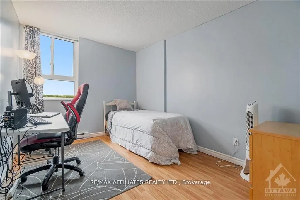 2000 Jasmine Crescent, #717