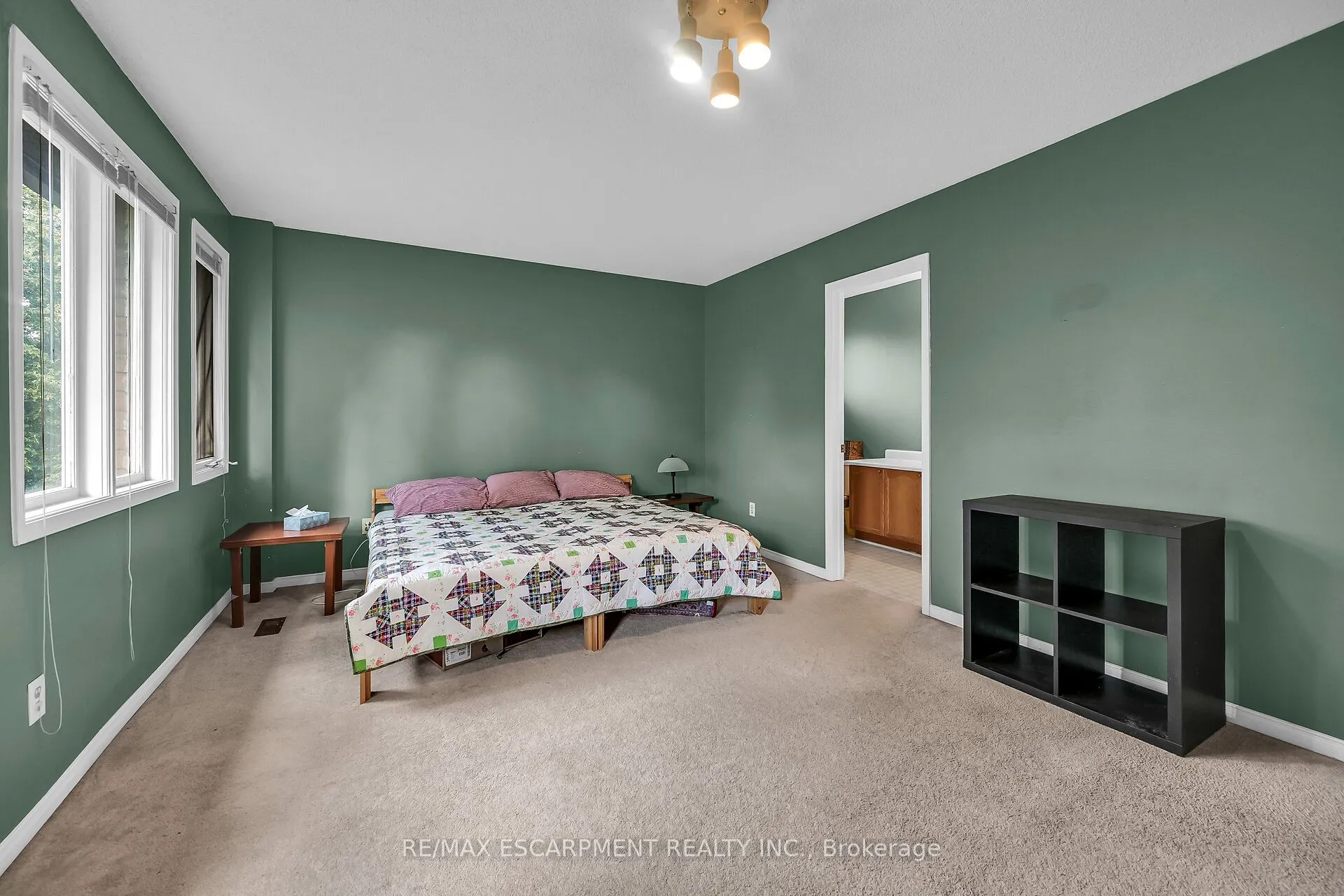 70 Golfview Crescent