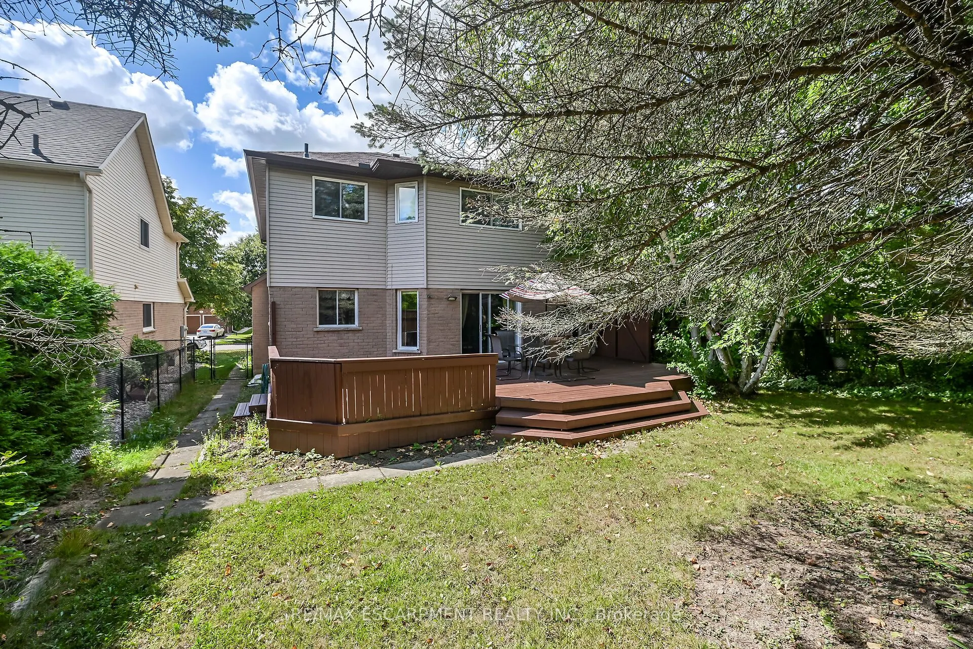 70 Golfview Crescent