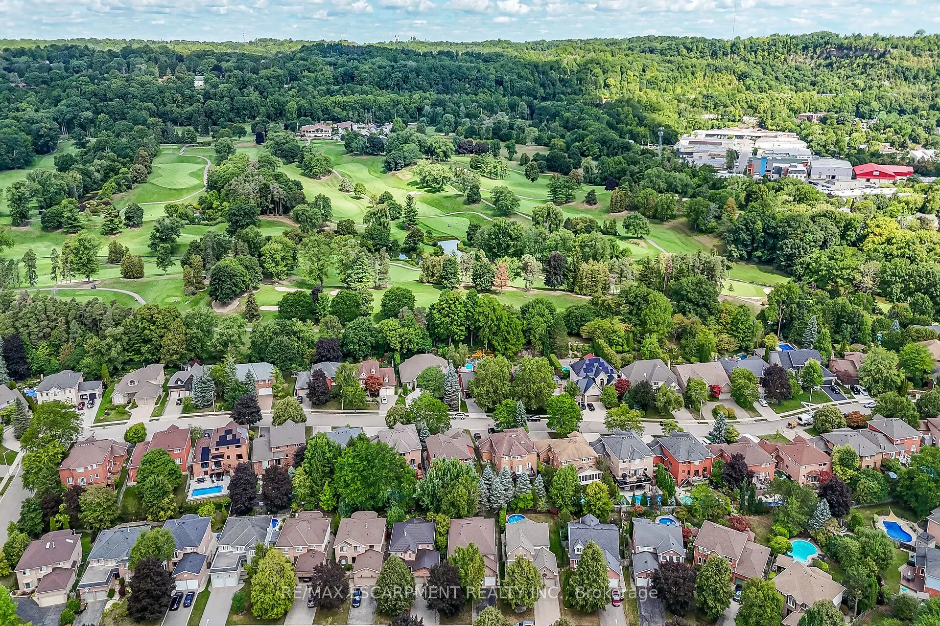 70 Golfview Crescent