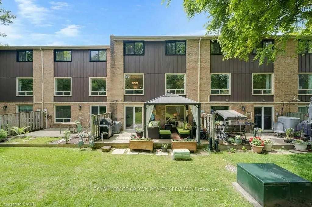 220 Salisbury Avenue, #22