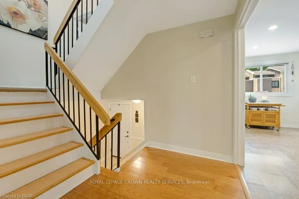 220 Salisbury Avenue, #22
