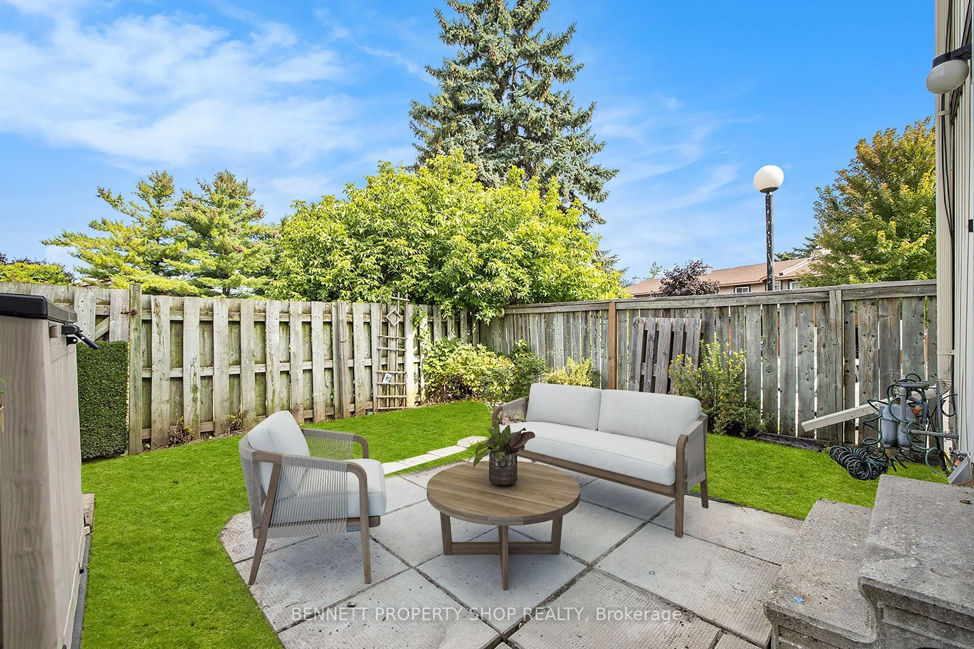 43 Clarkson Crescent