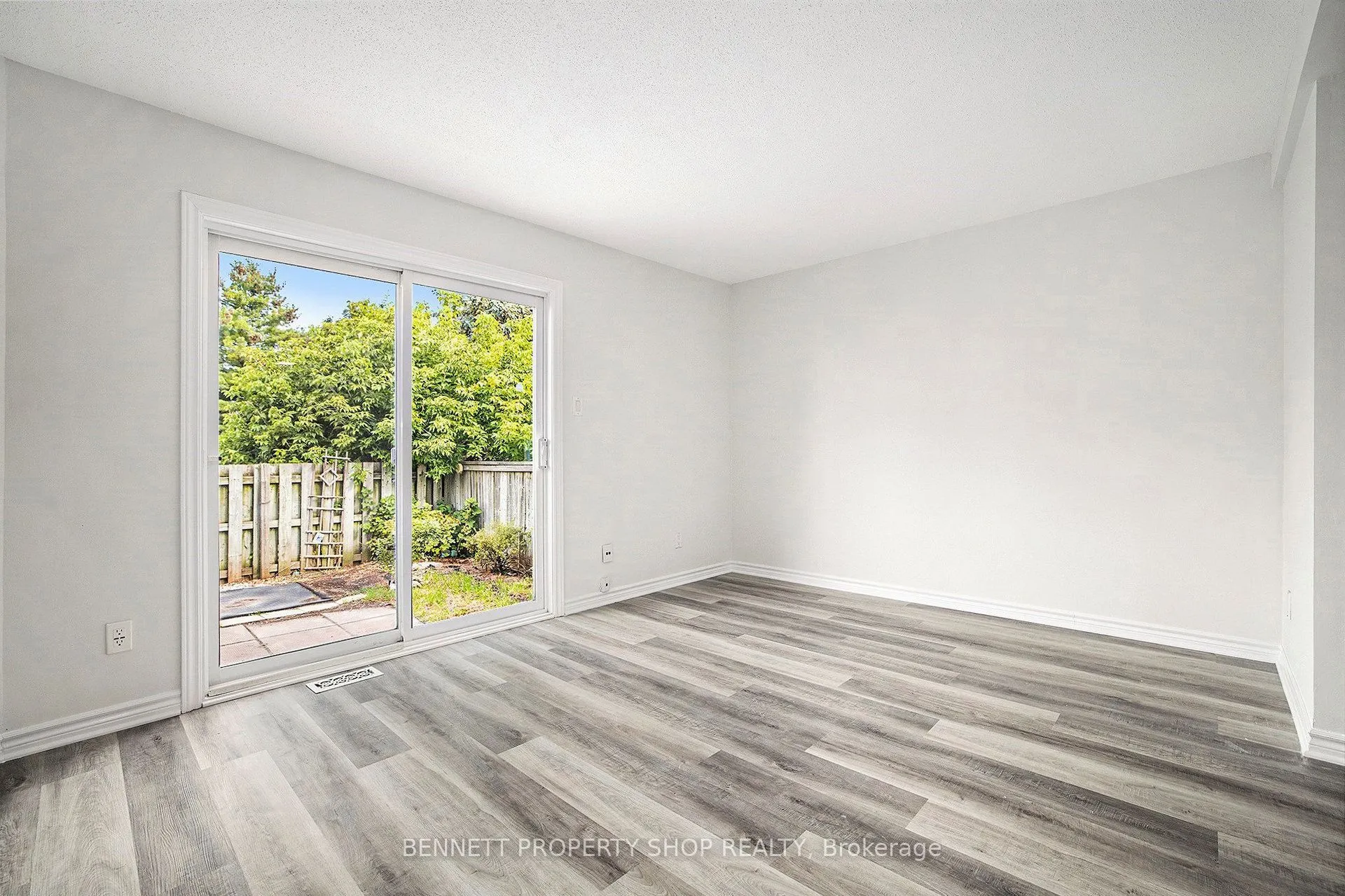 43 Clarkson Crescent
