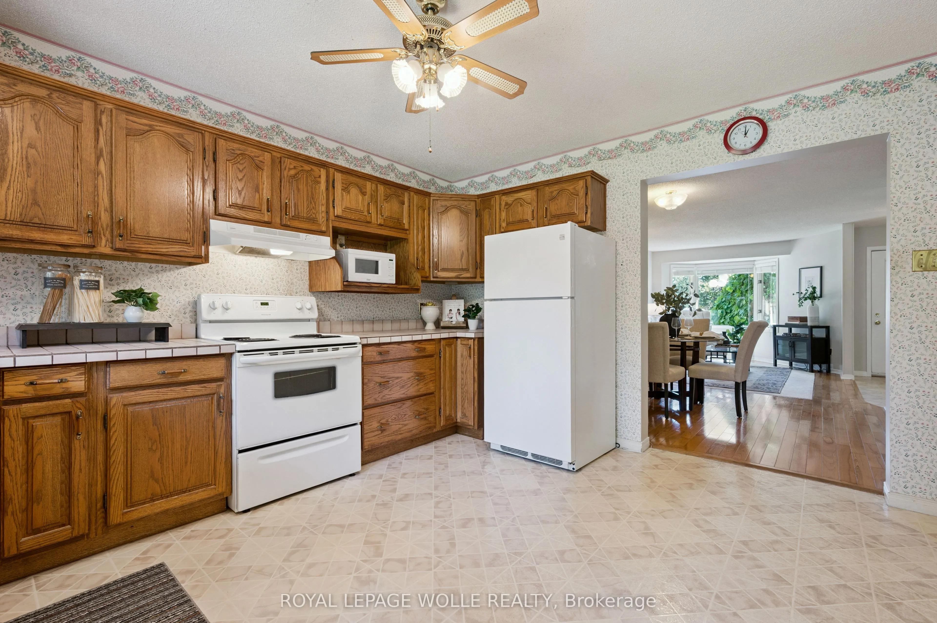 1080 Isabella Street, ##2