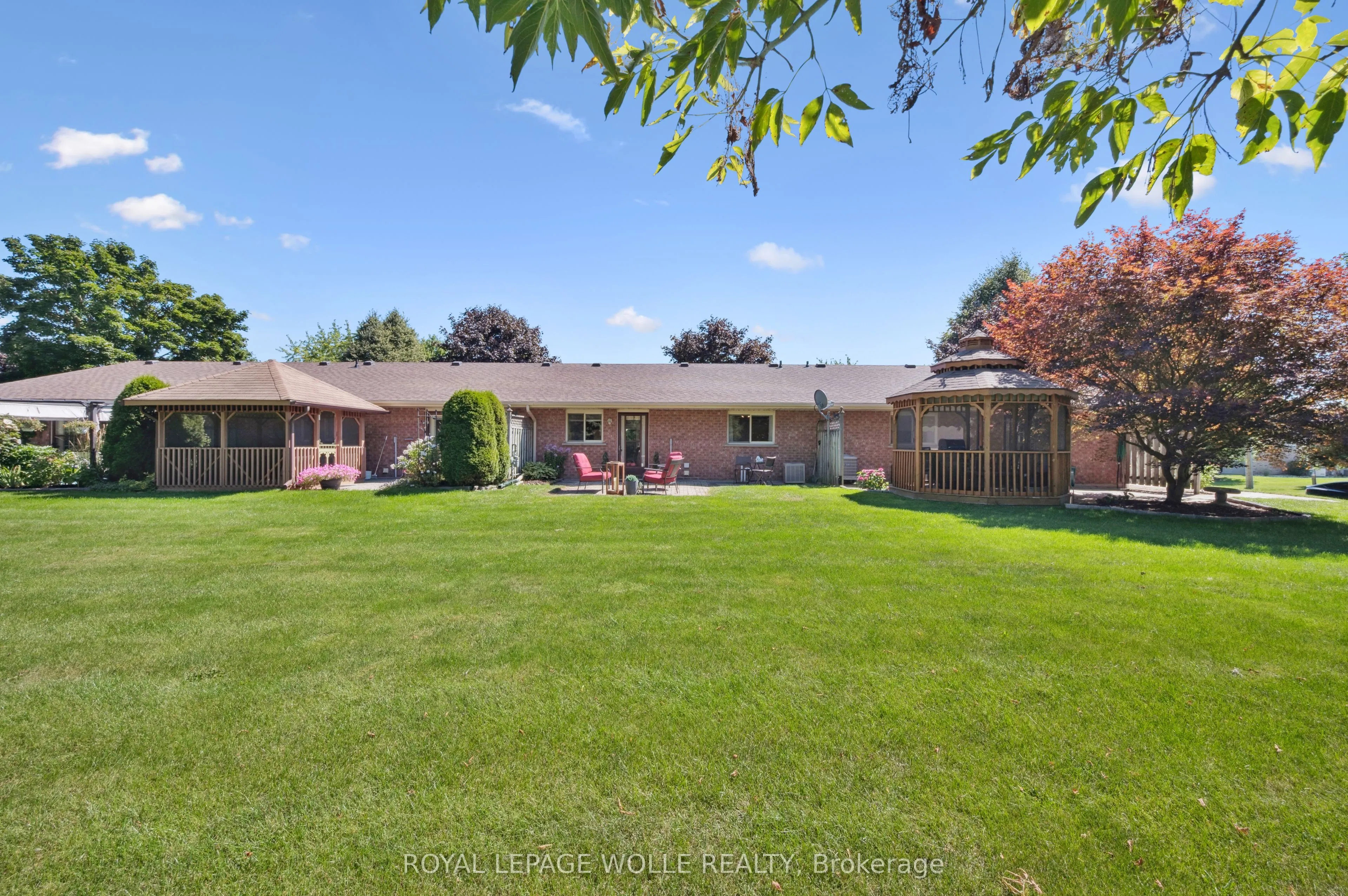 1080 Isabella Street, ##2