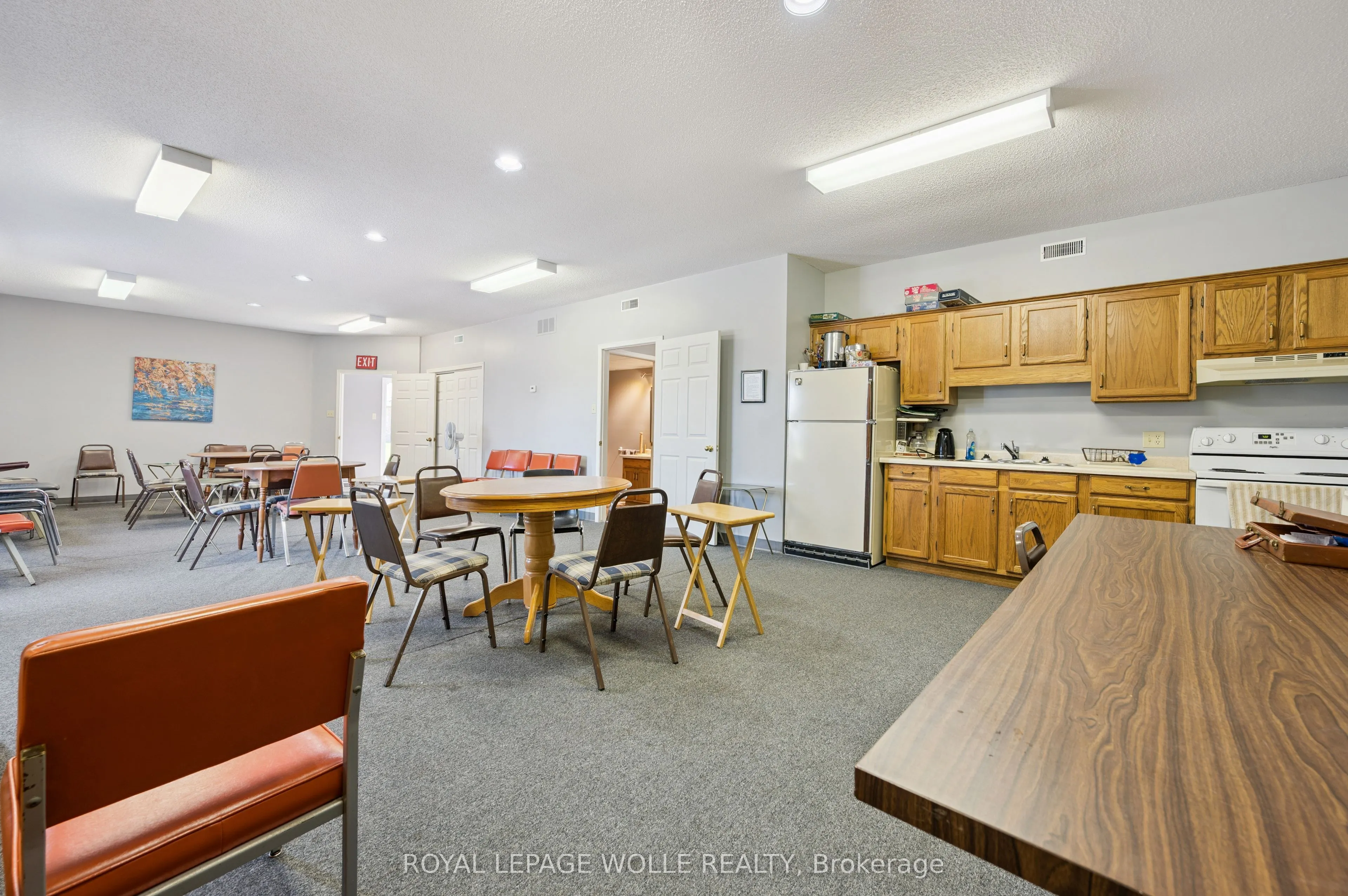 1080 Isabella Street, ##2