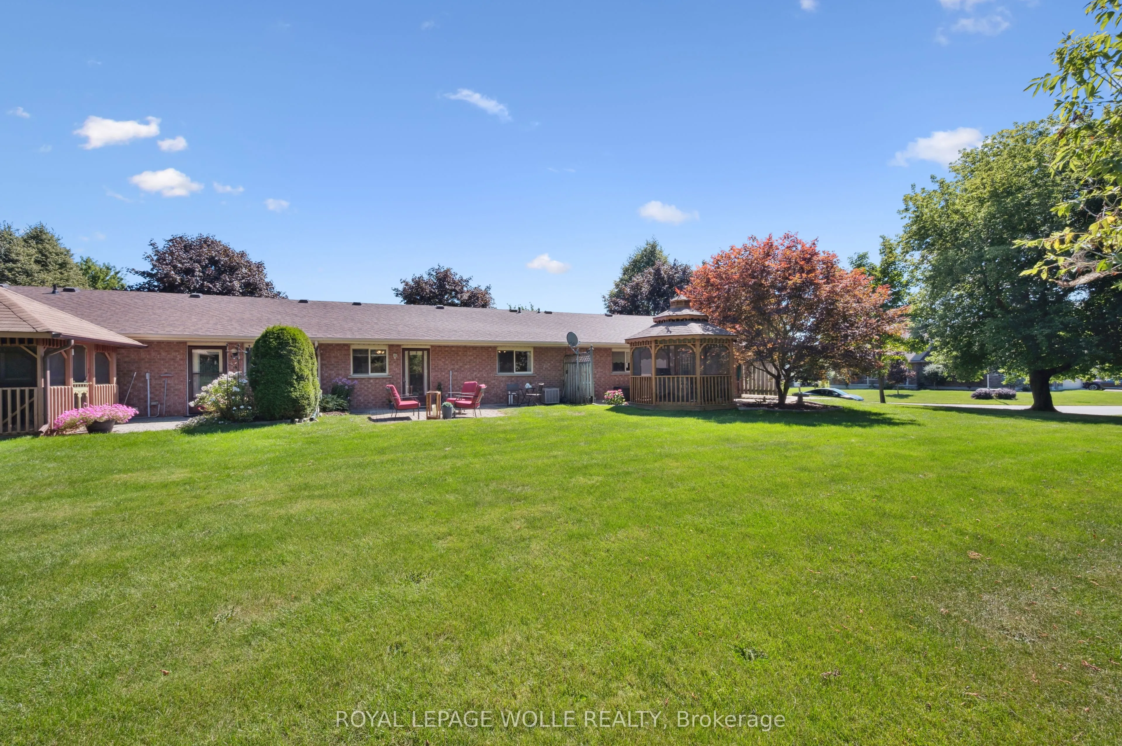 1080 Isabella Street, ##2