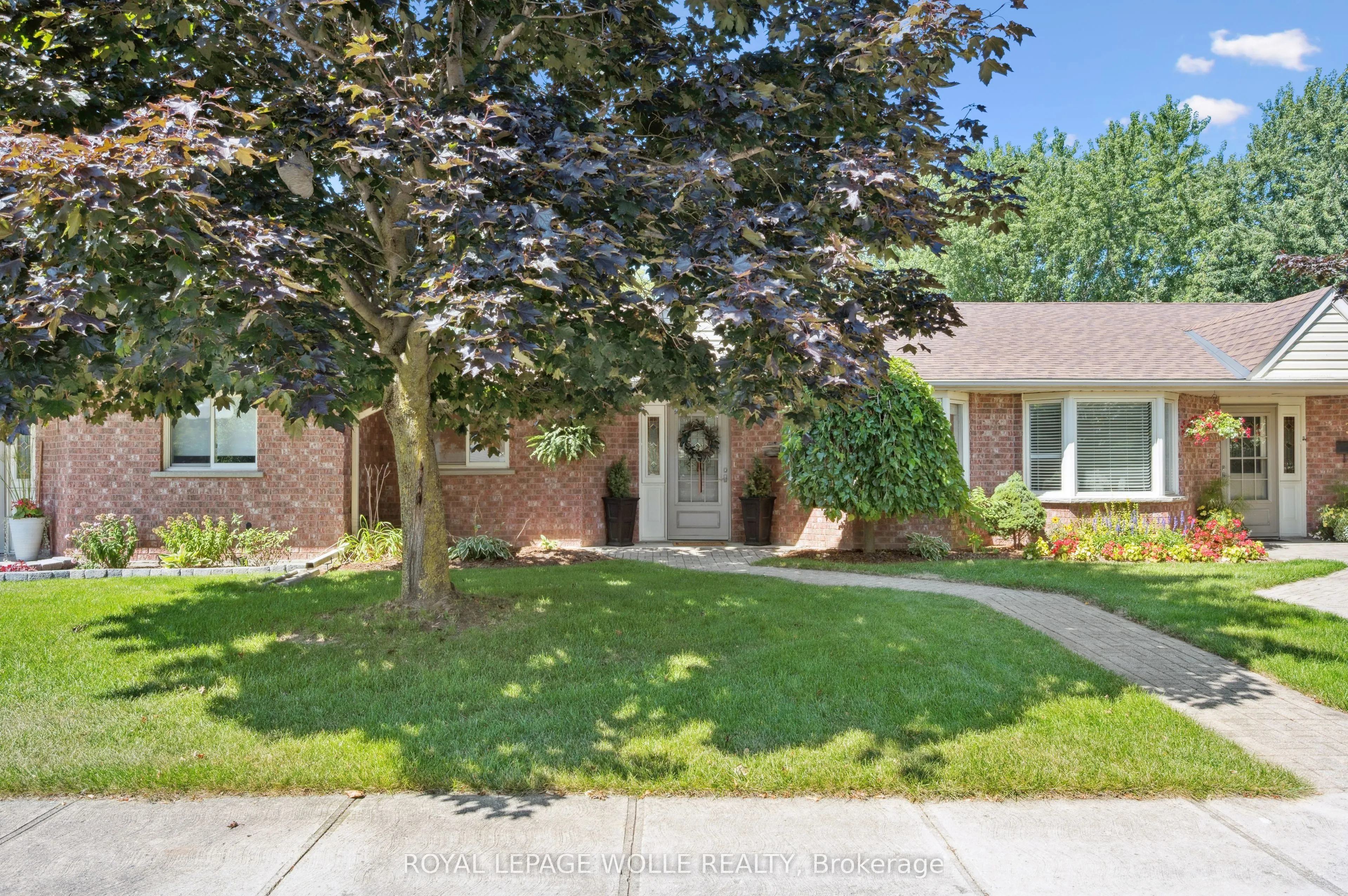 1080 Isabella Street, ##2