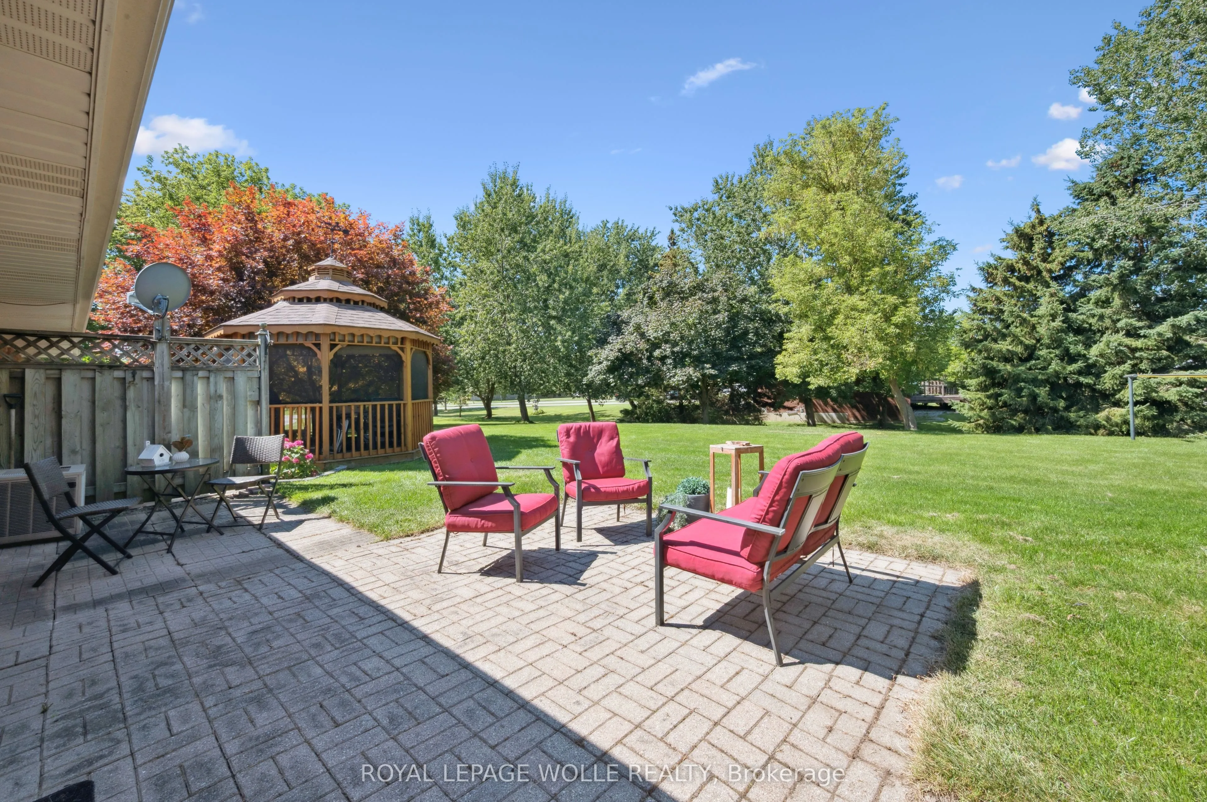 1080 Isabella Street, ##2