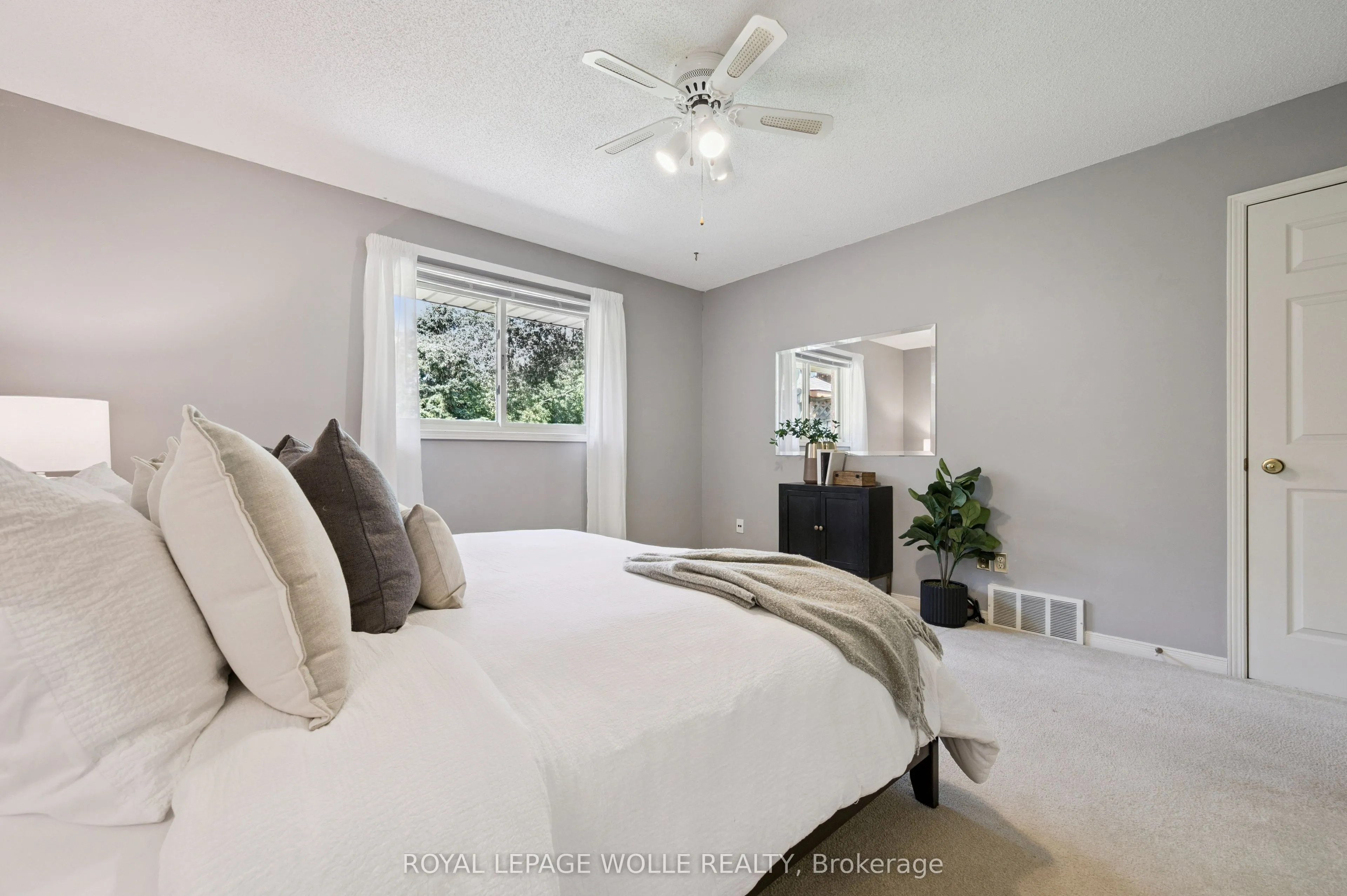 1080 Isabella Street, ##2