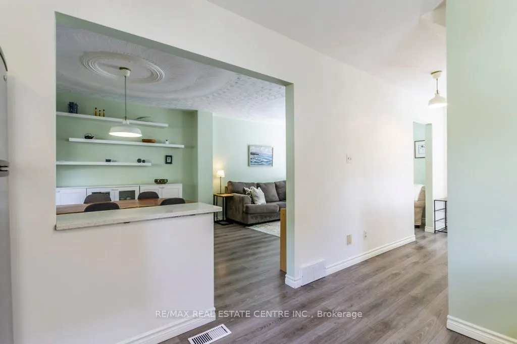 56 John Street W