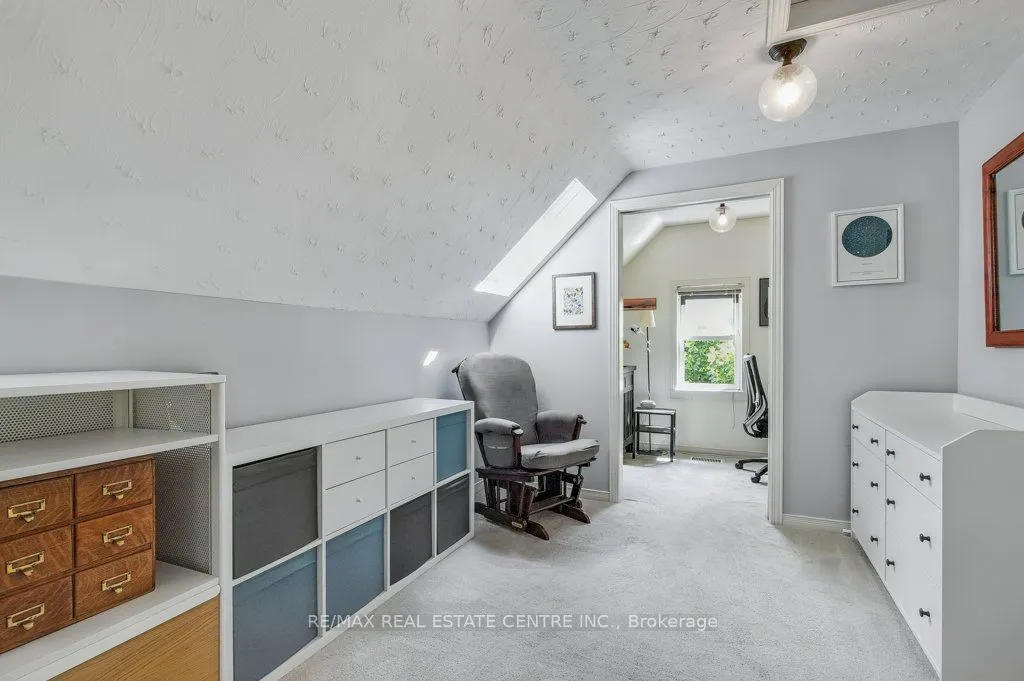 56 John Street W