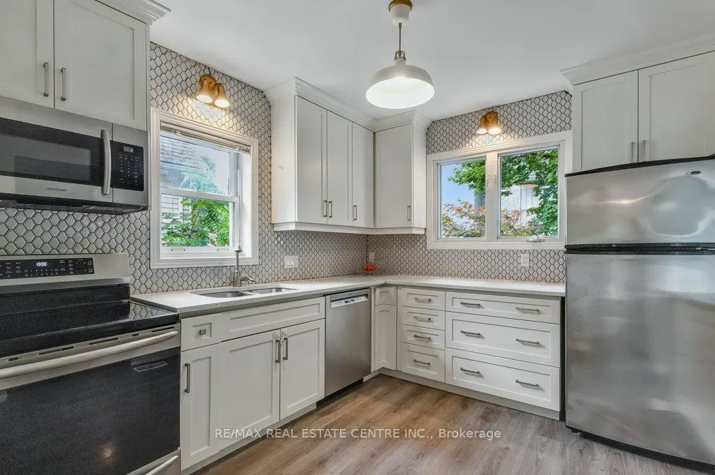 56 John Street W