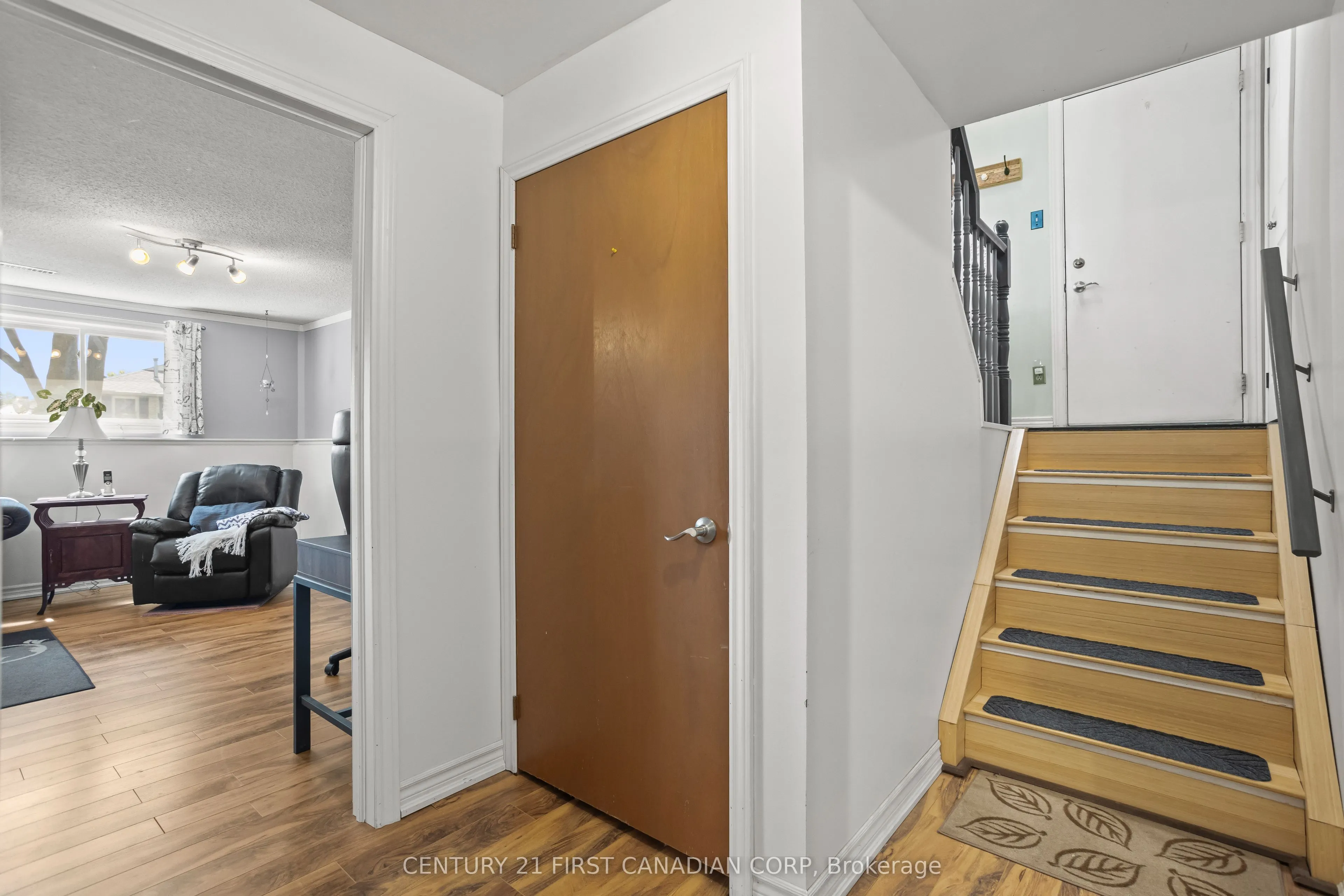 57 Tumbleweed Crescent