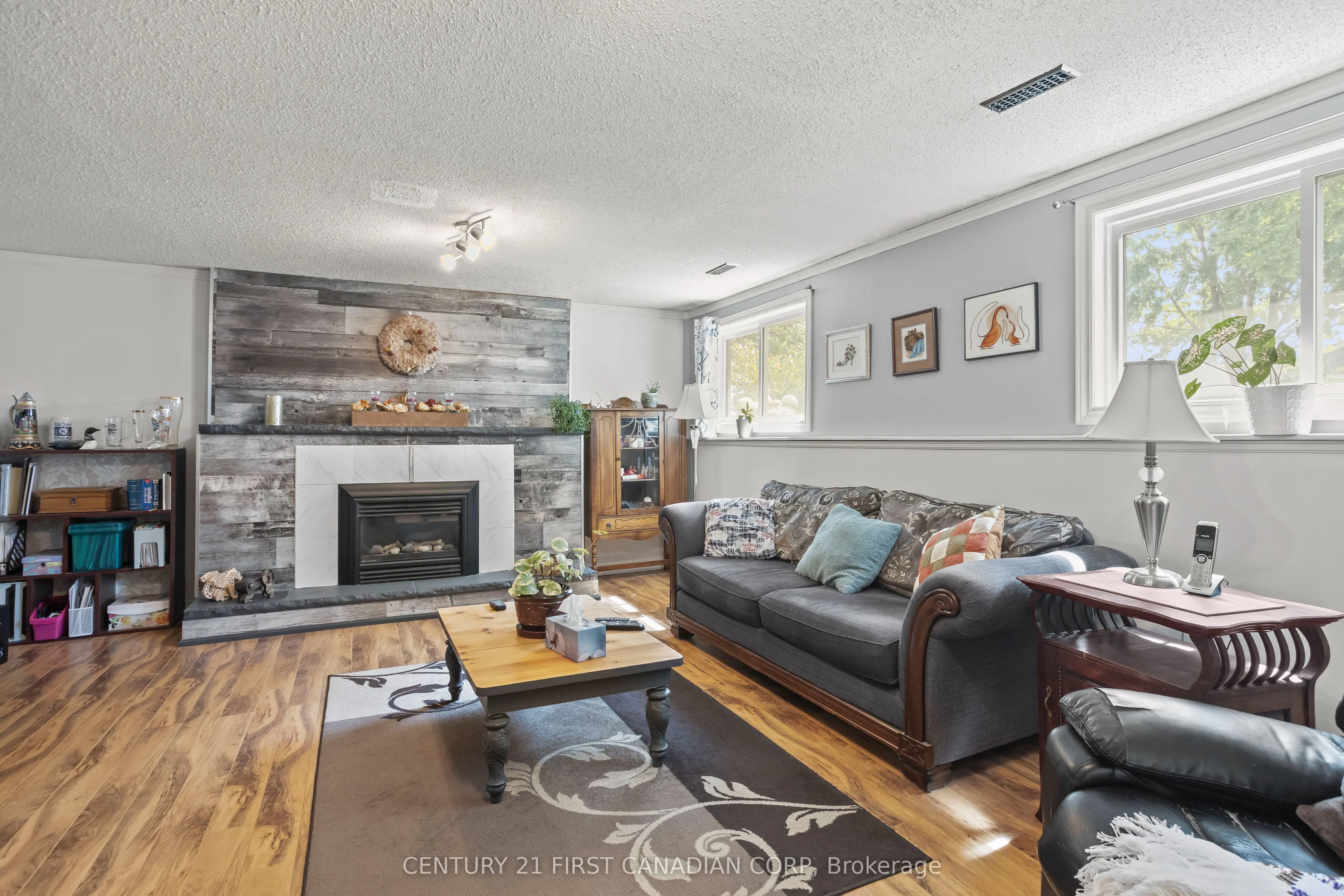 57 Tumbleweed Crescent