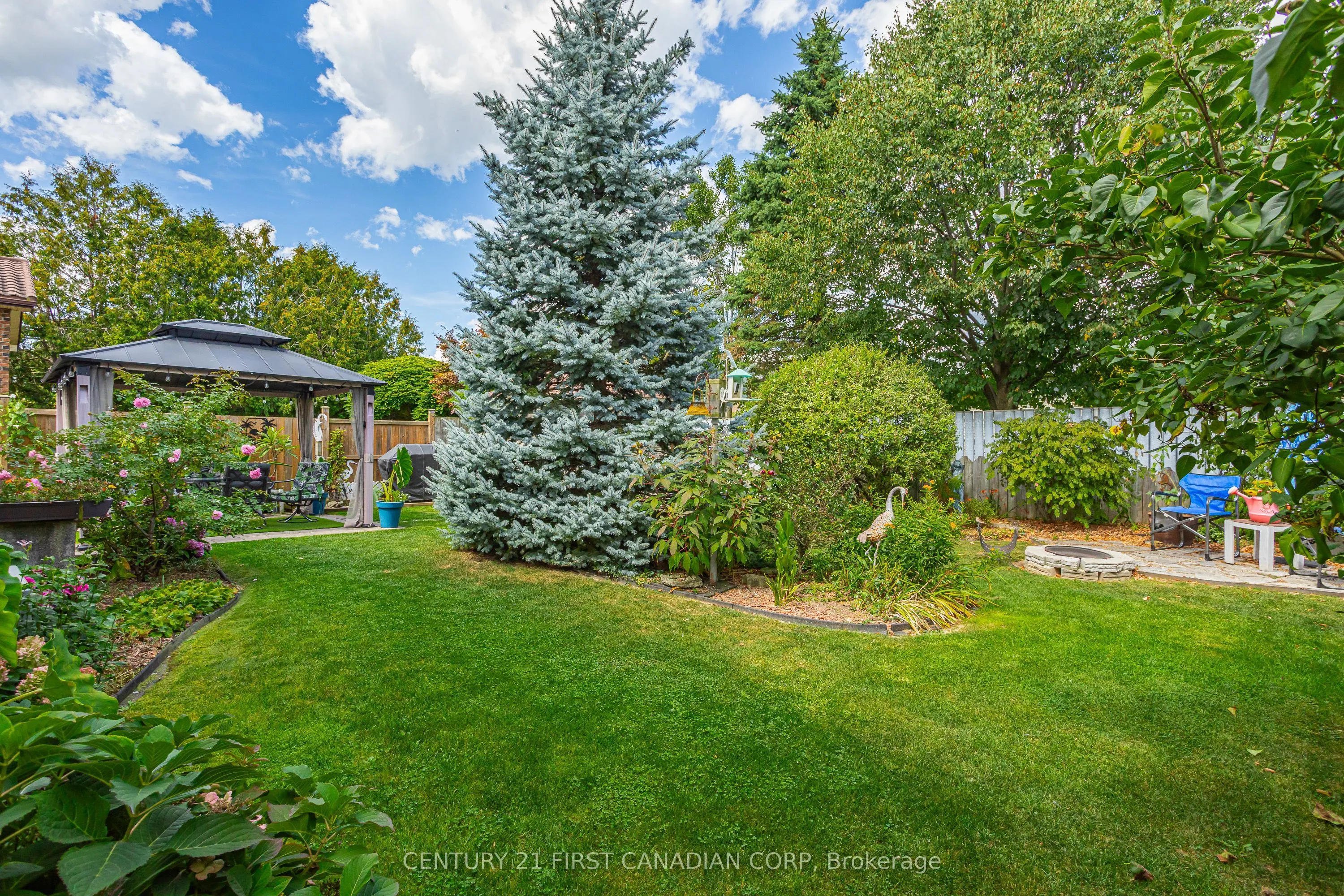 57 Tumbleweed Crescent