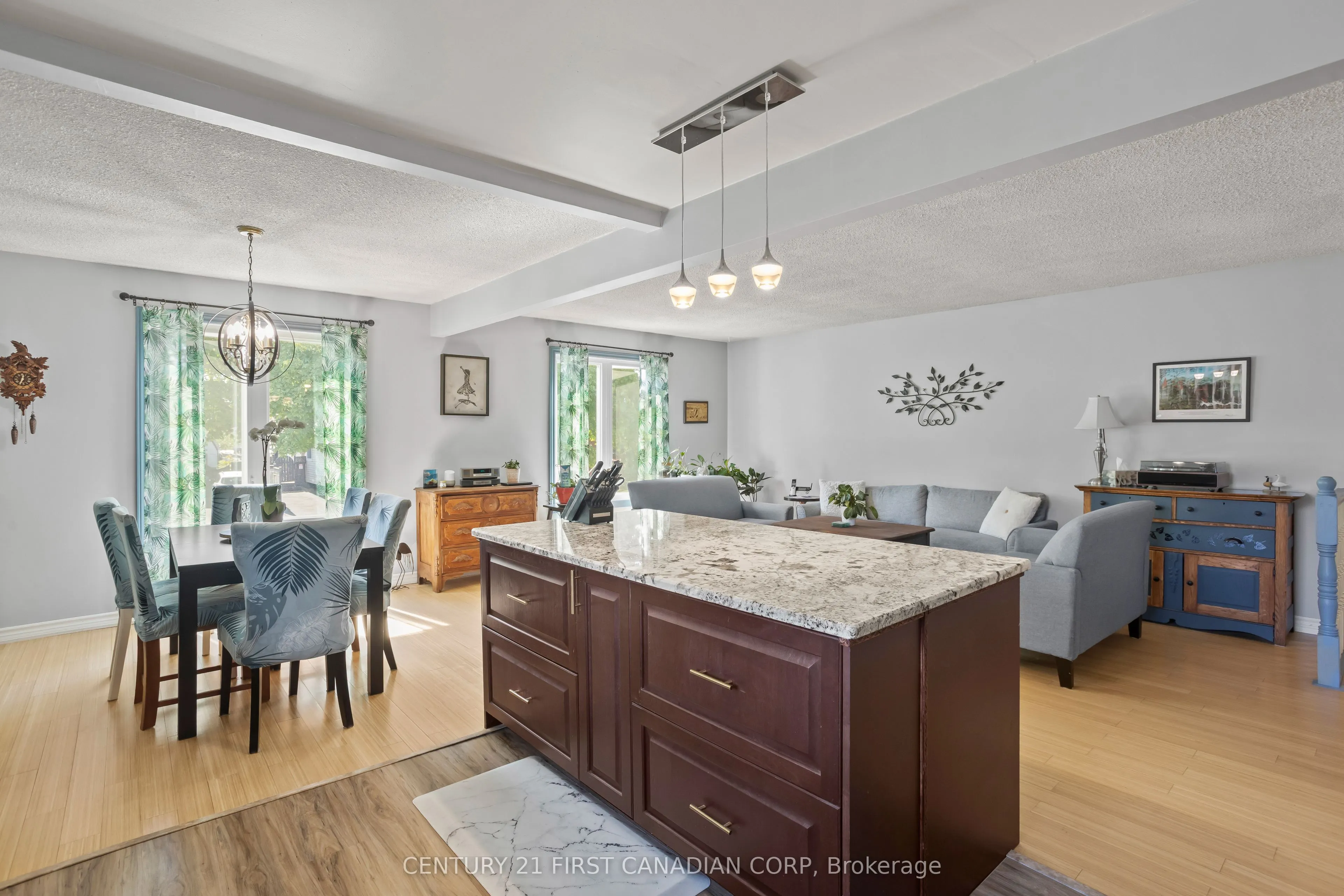 57 Tumbleweed Crescent
