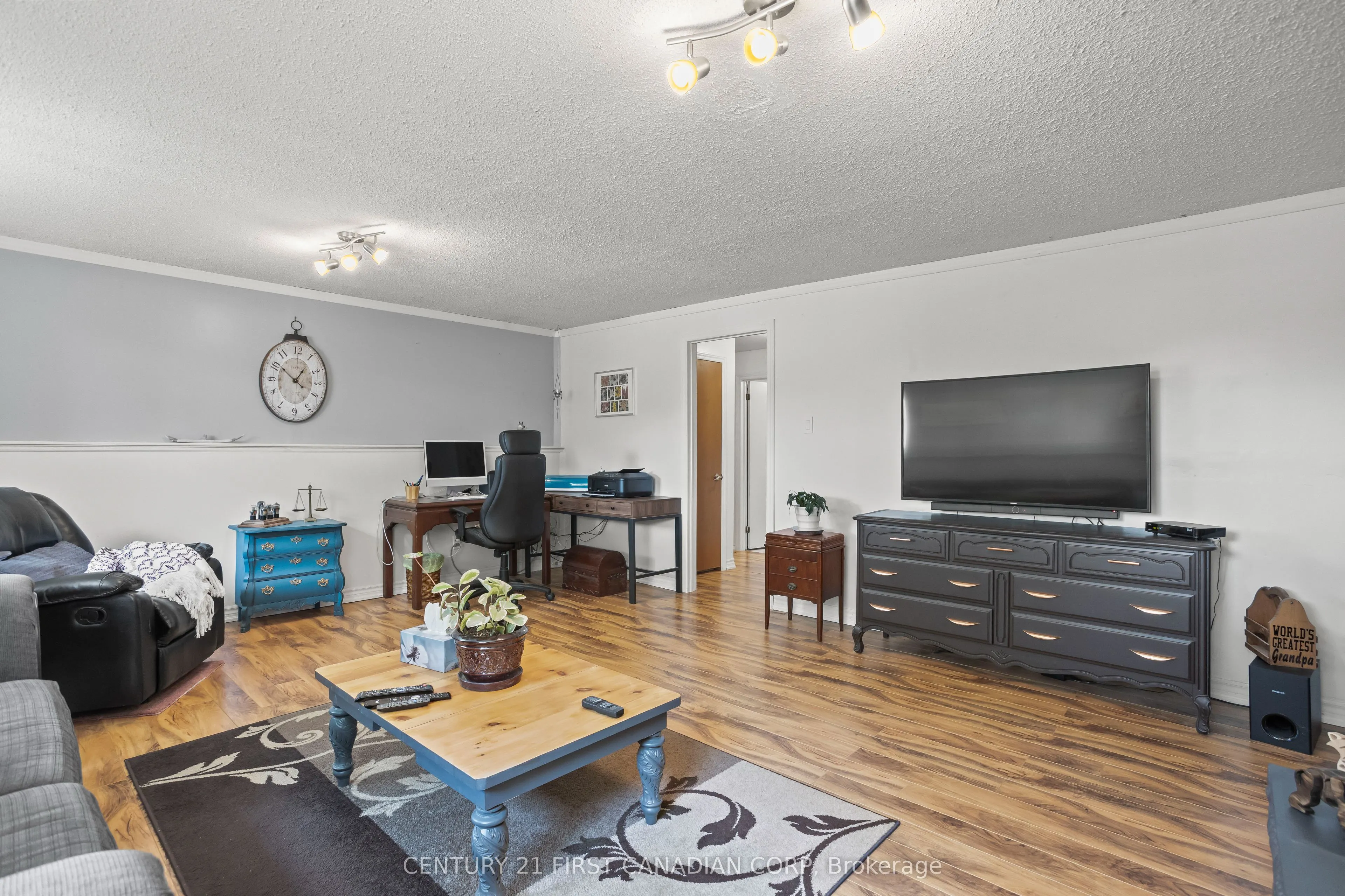 57 Tumbleweed Crescent