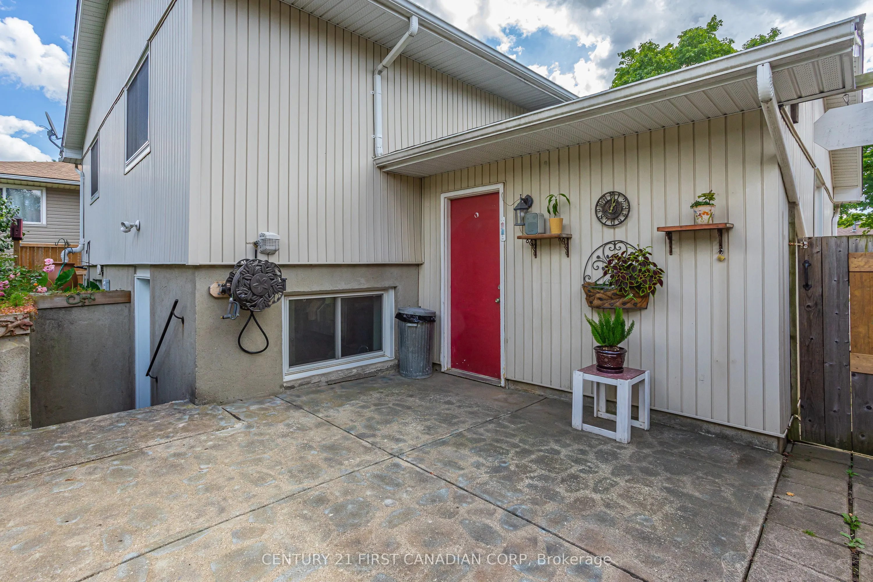 57 Tumbleweed Crescent