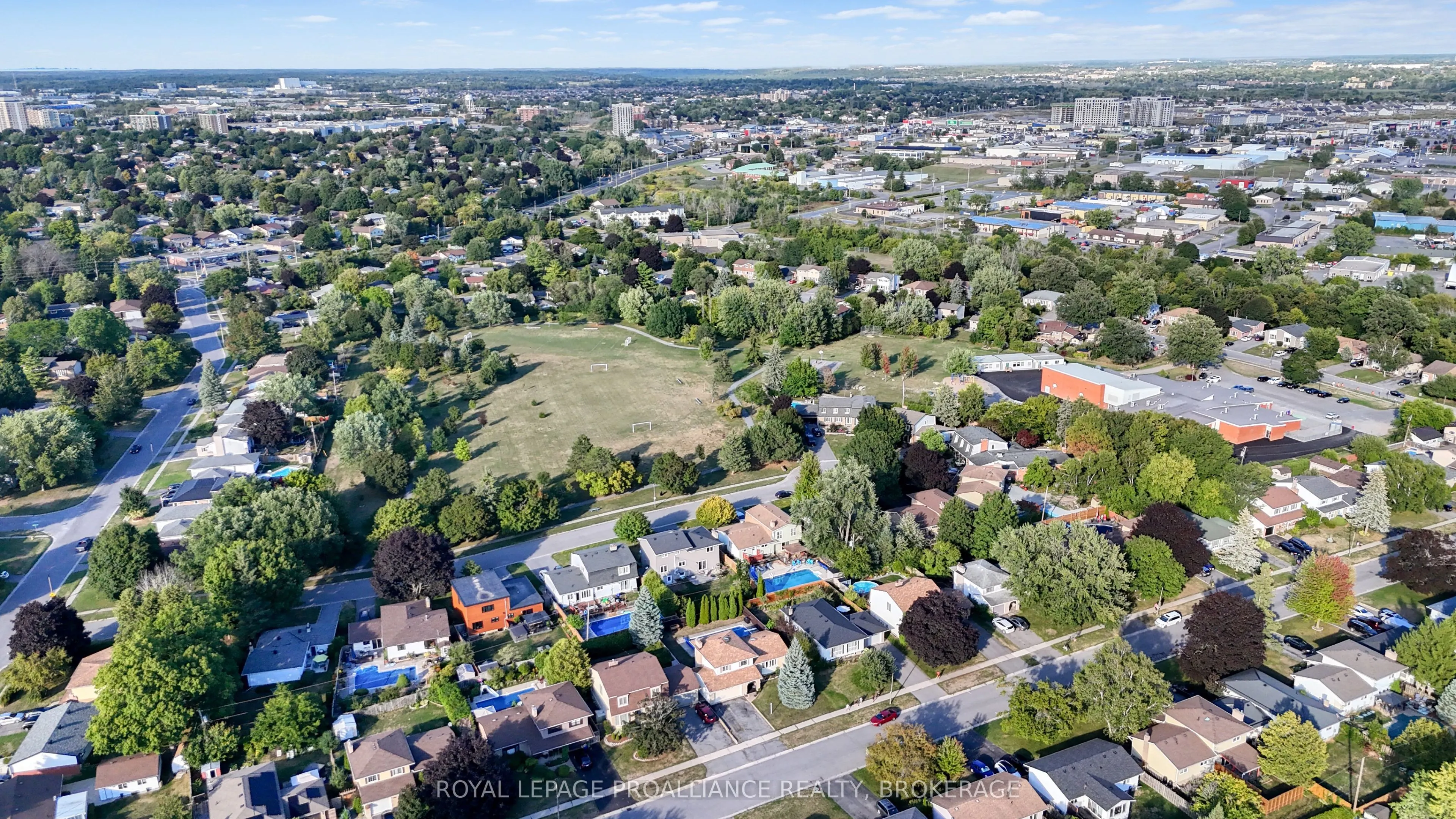 866 Pembridge Crescent