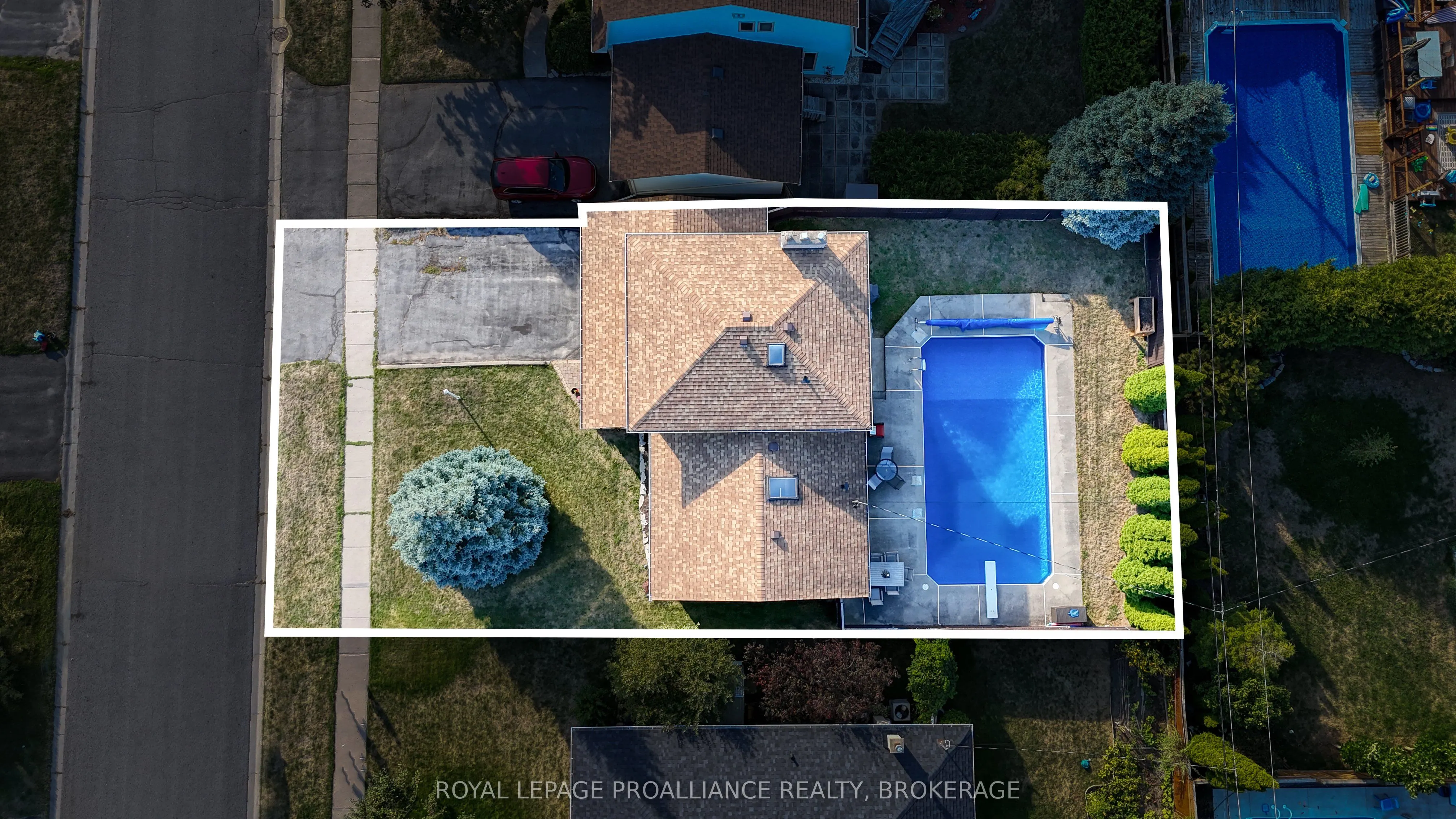 866 Pembridge Crescent