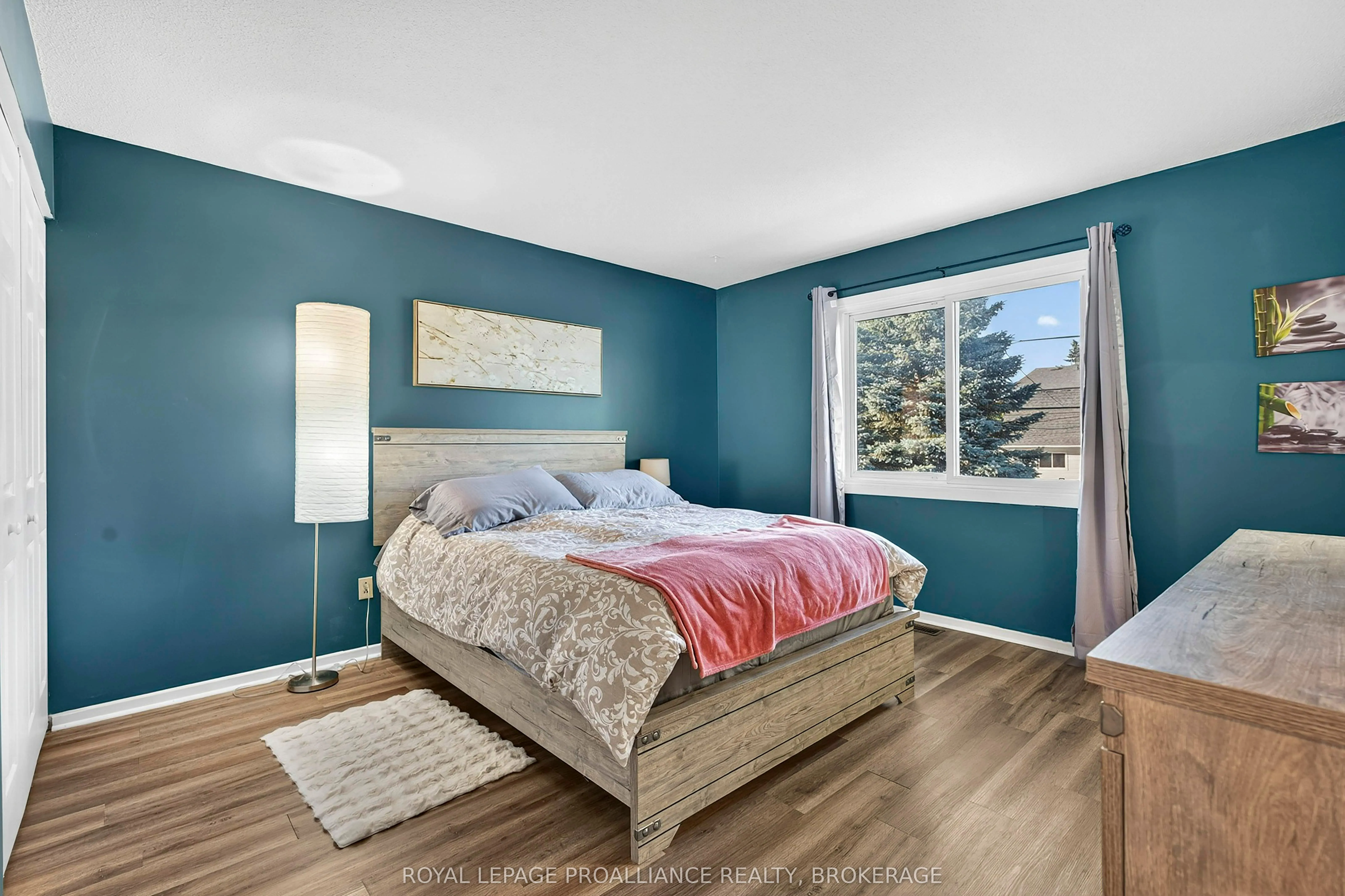 866 Pembridge Crescent