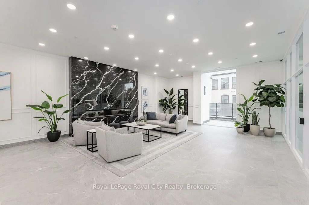 71 Wyndham Street S, #608