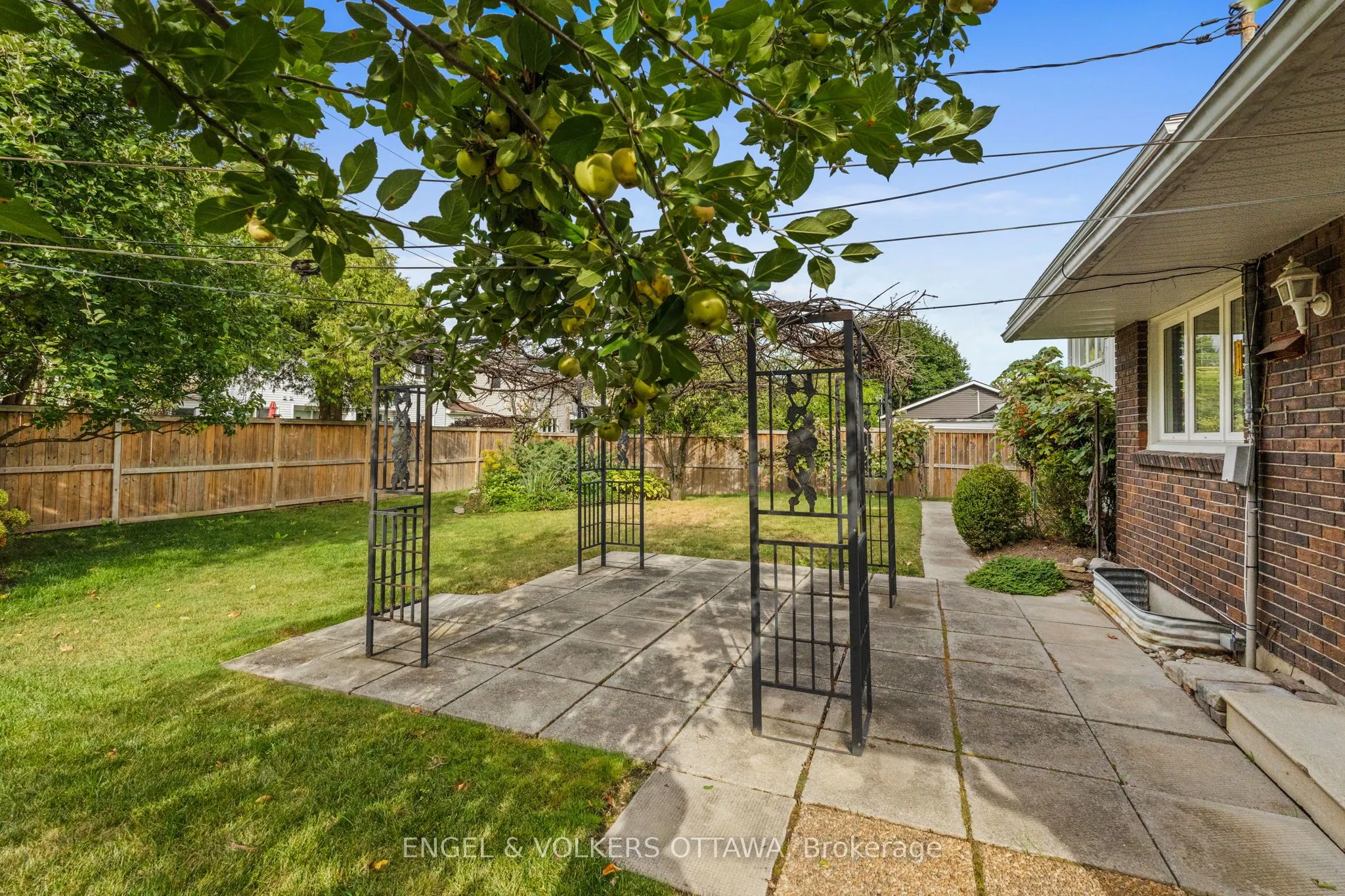 3348 Kodiak Street