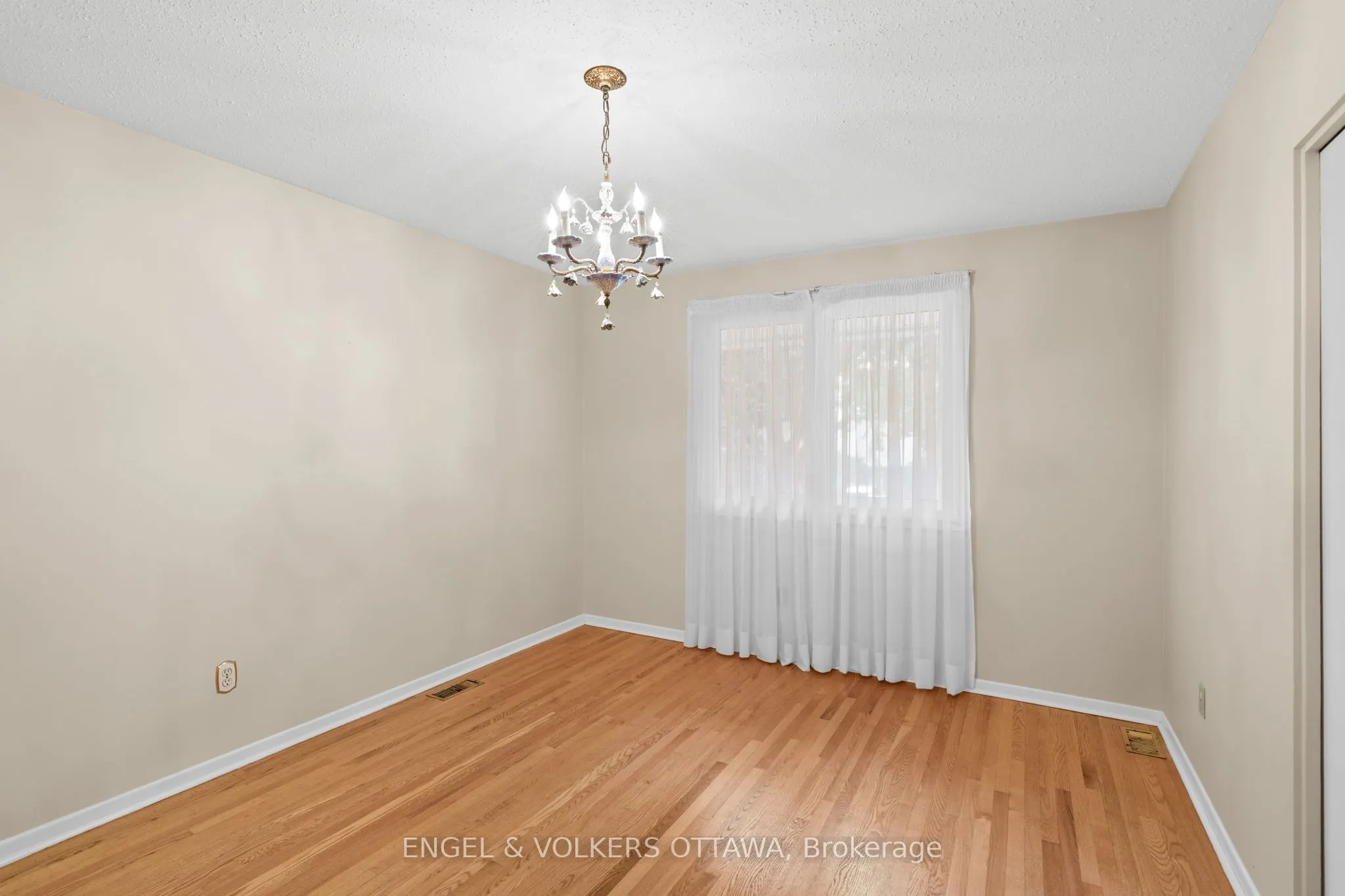 3348 Kodiak Street
