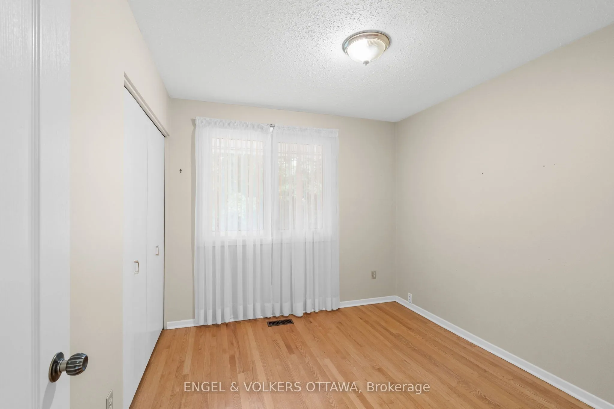 3348 Kodiak Street