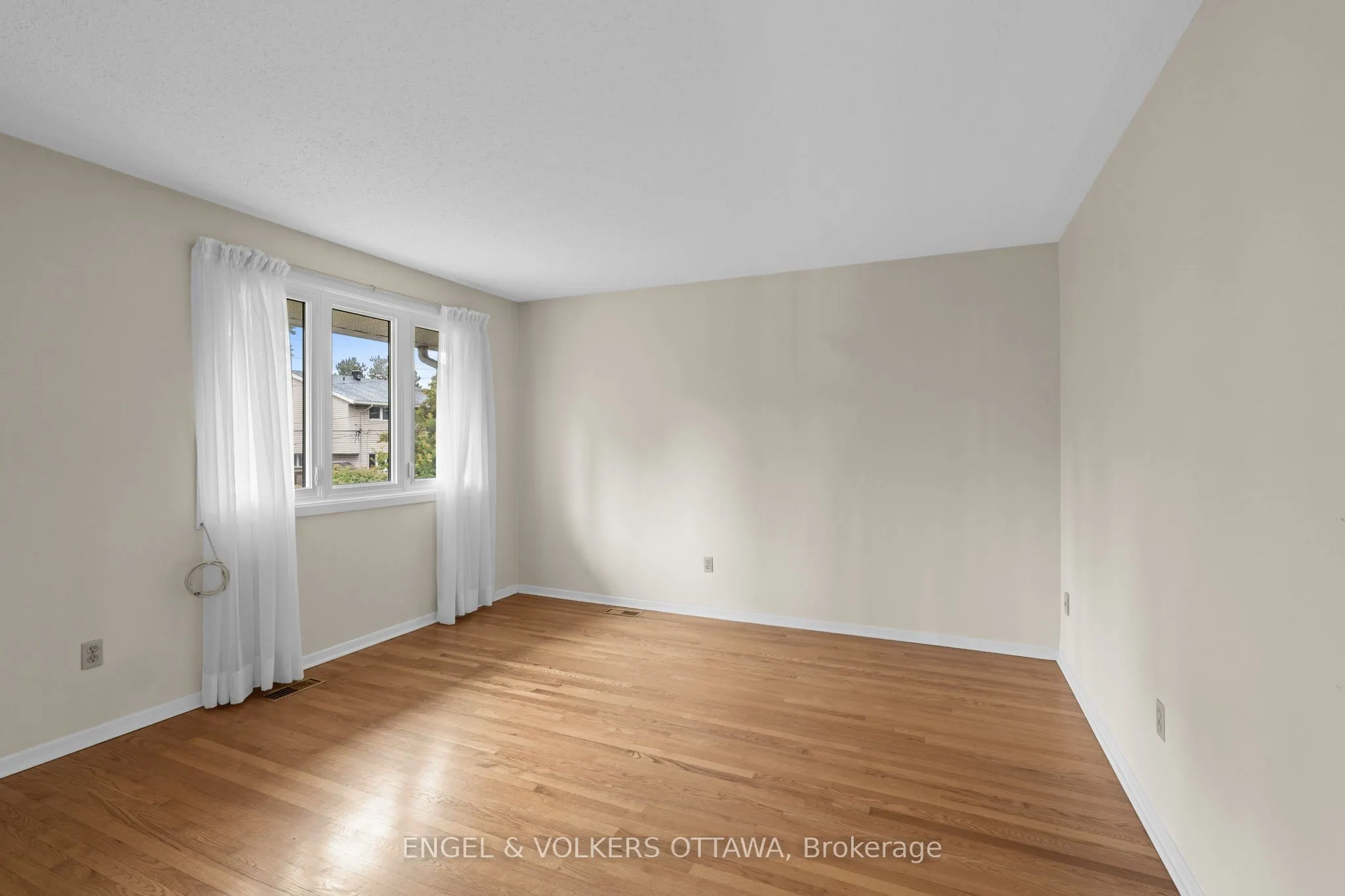 3348 Kodiak Street