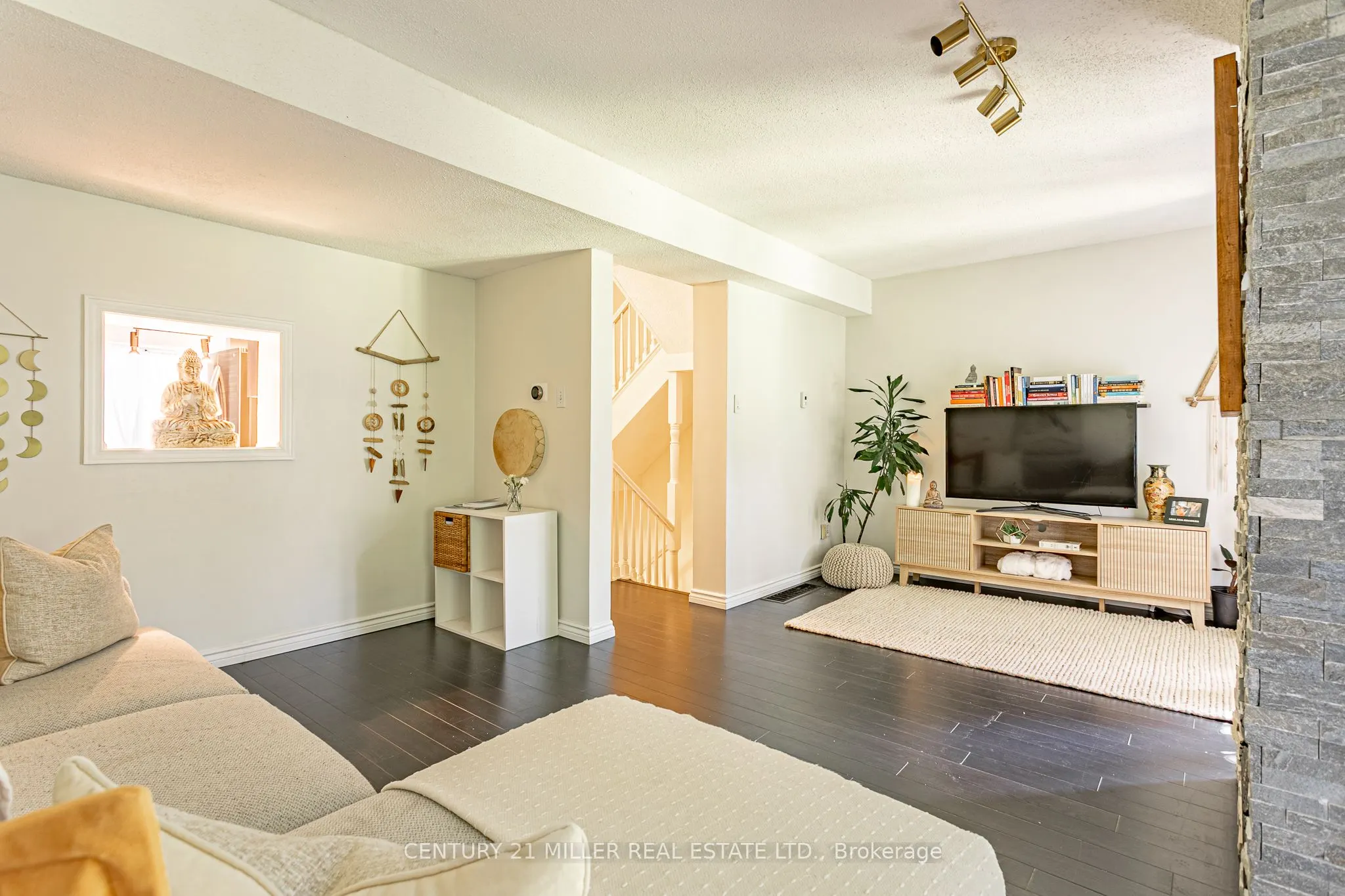 9 Ailsa Place, #16