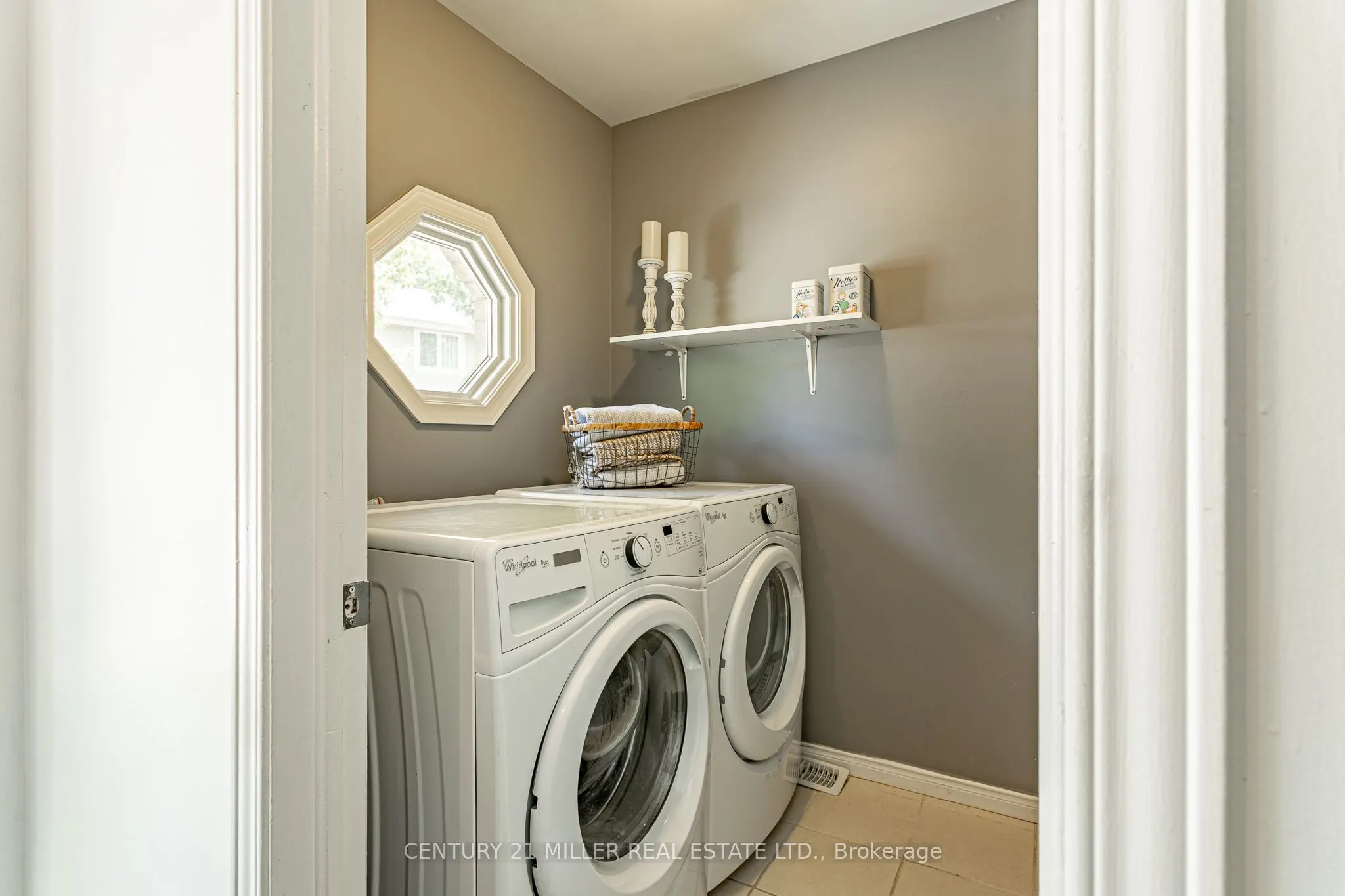 9 Ailsa Place, #16
