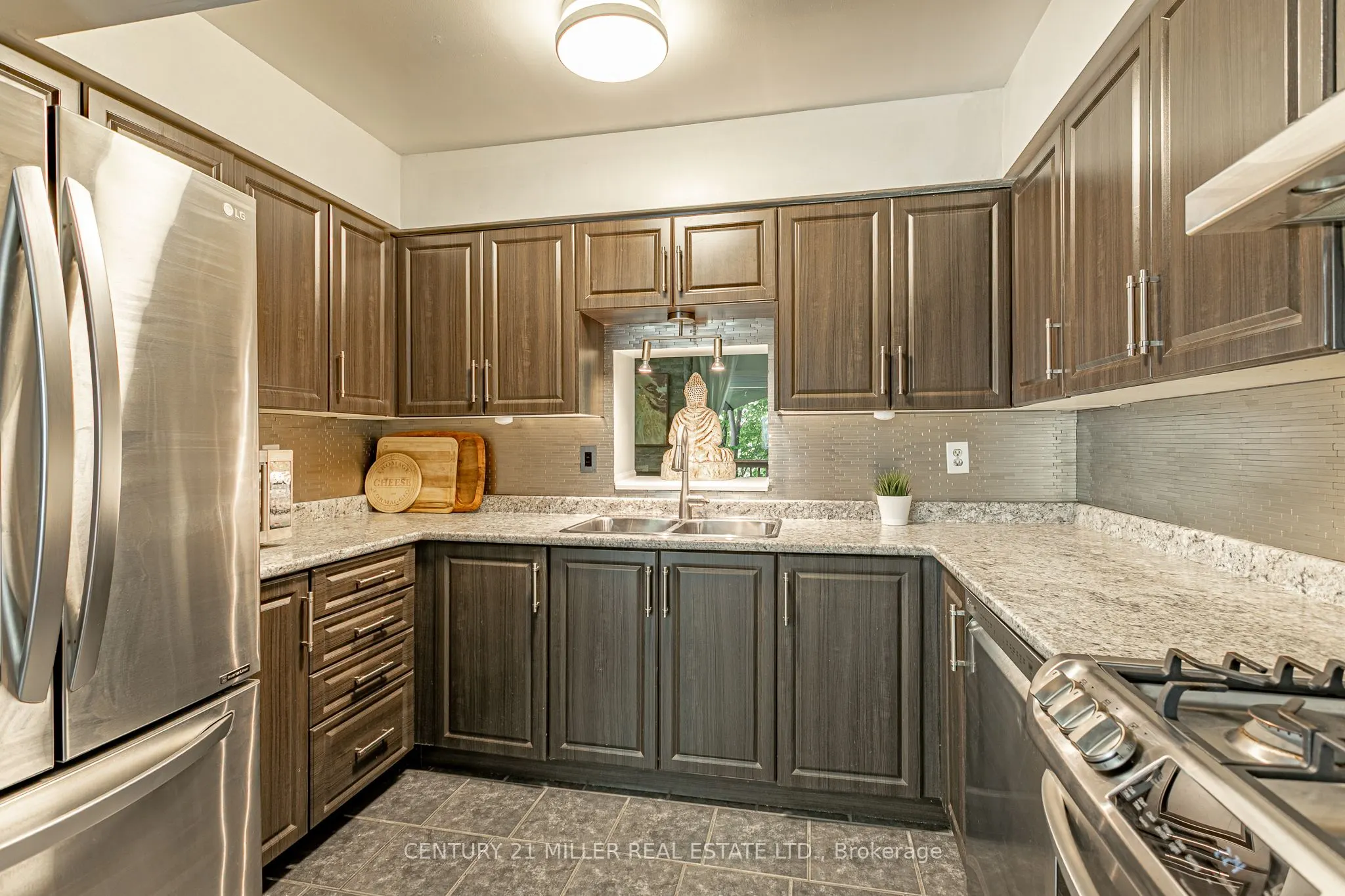 9 Ailsa Place, #16