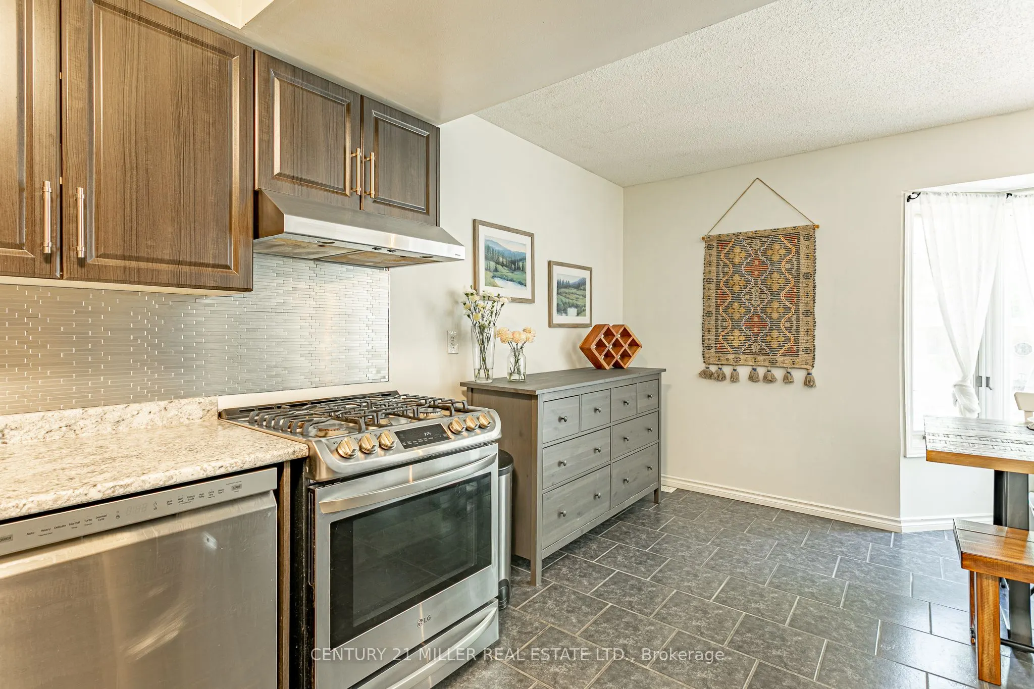 9 Ailsa Place, #16