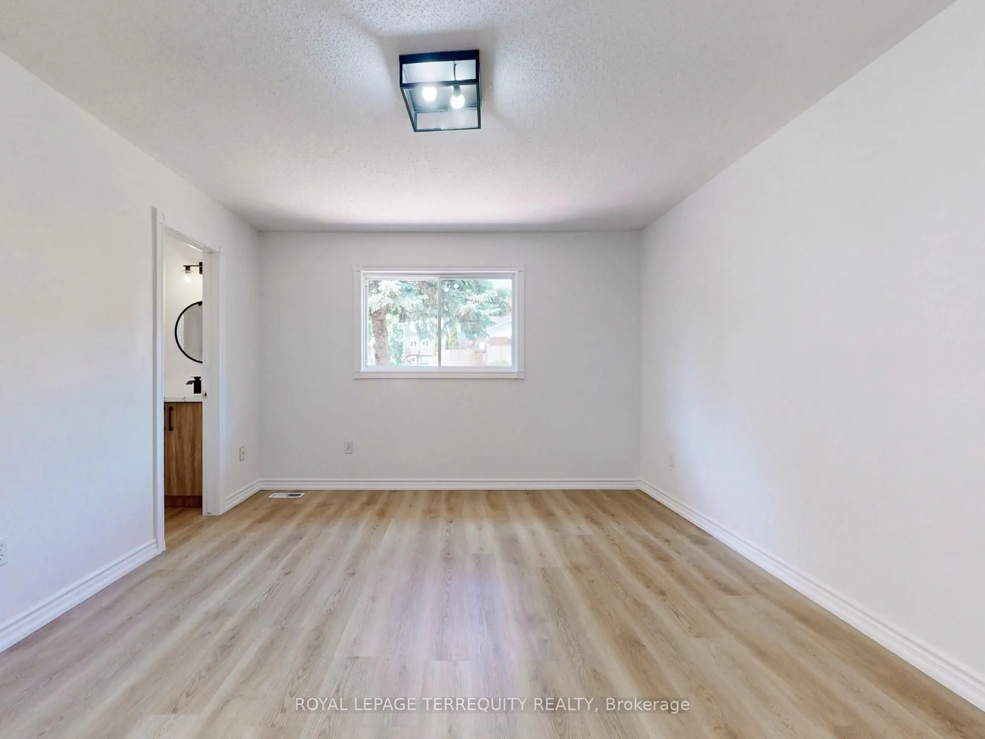 64C Harris Avenue, #22