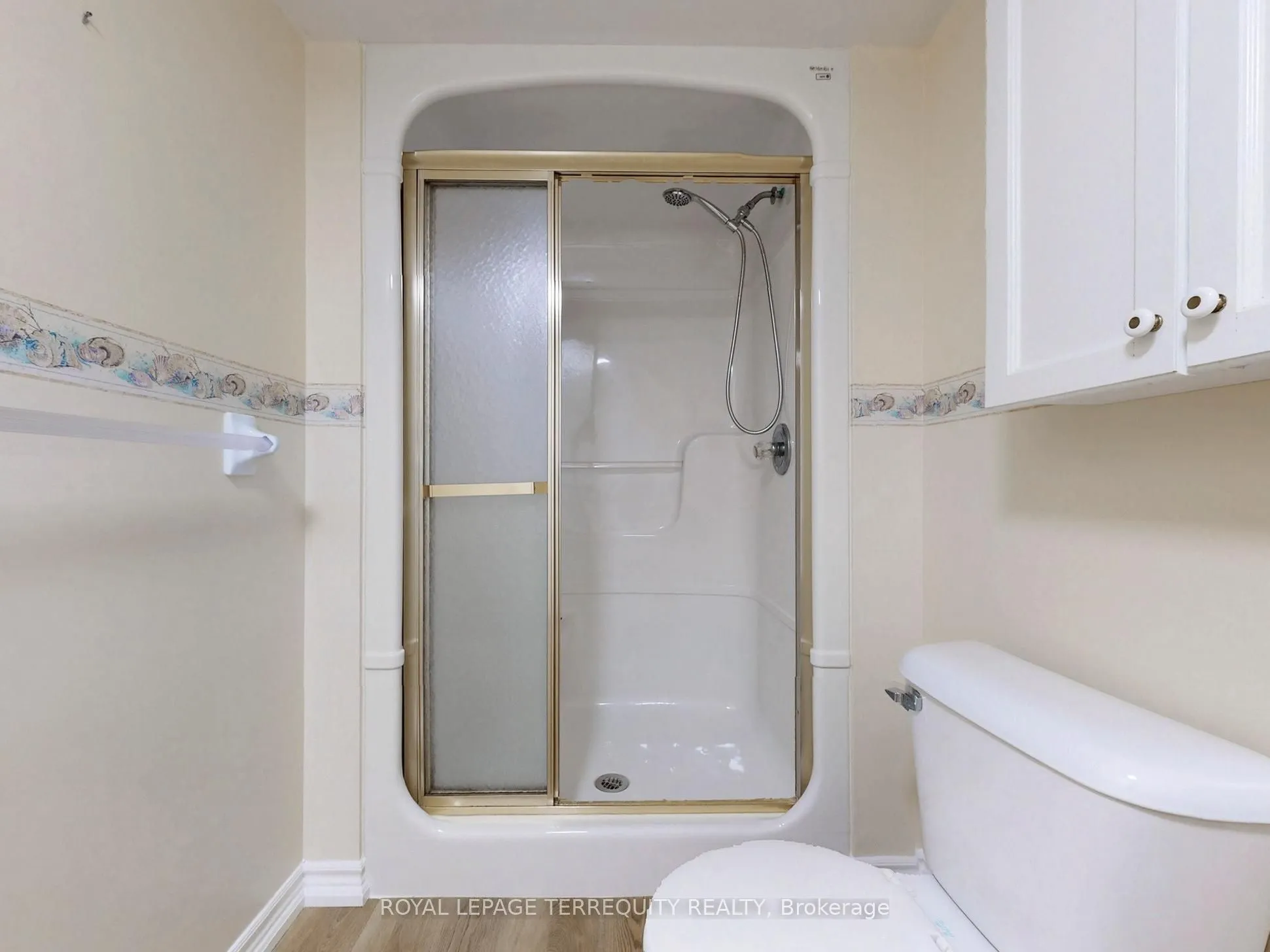 64C Harris Avenue, #22