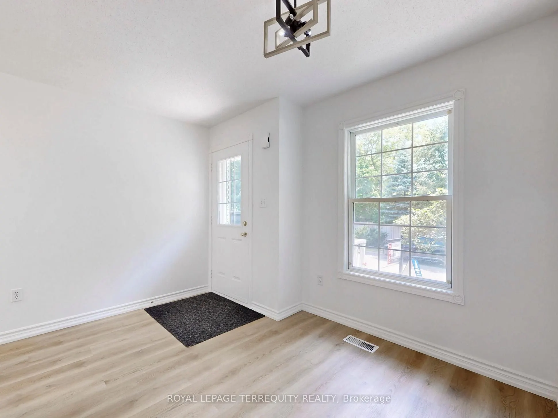 64C Harris Avenue, #22