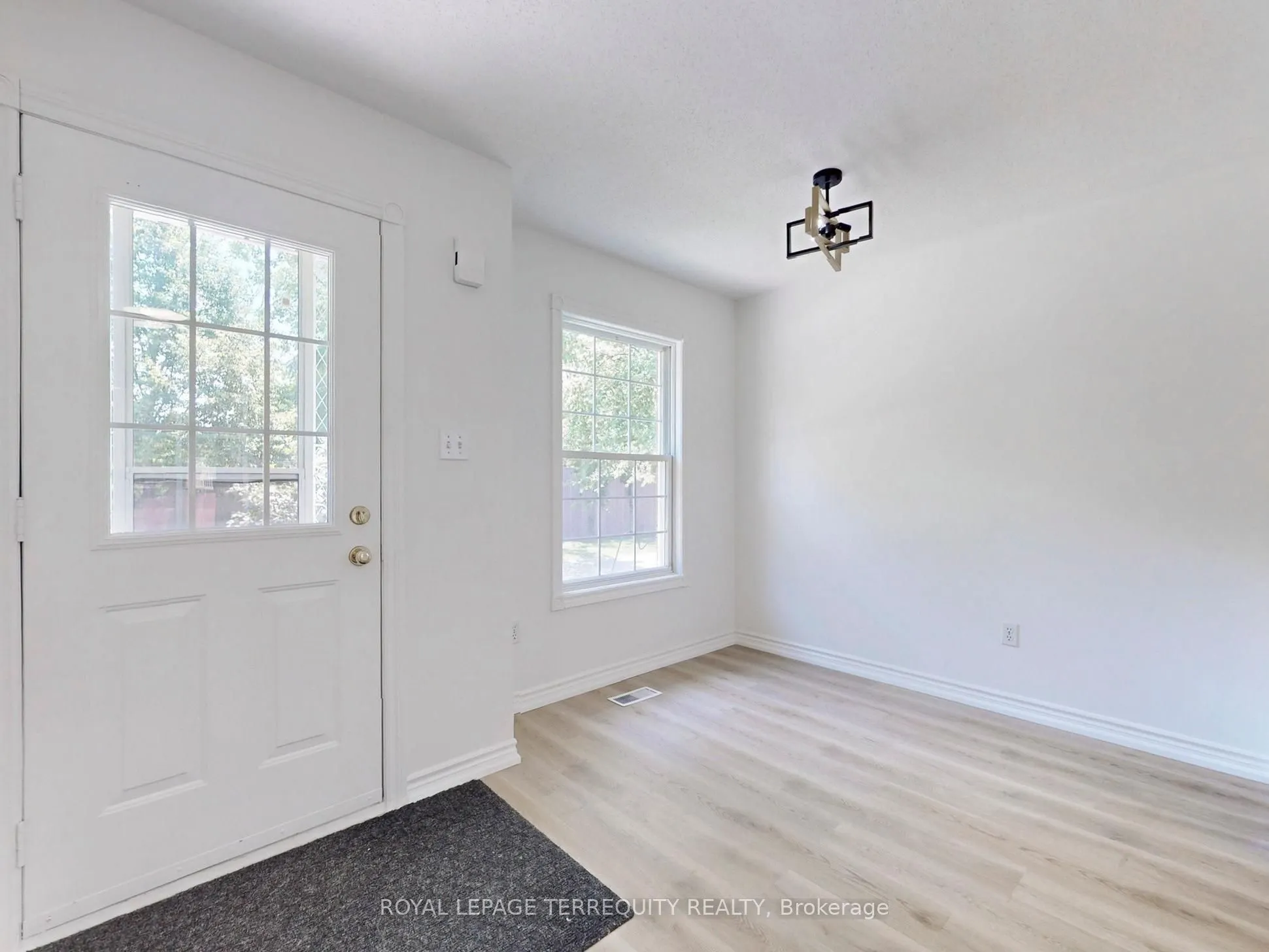 64C Harris Avenue, #22