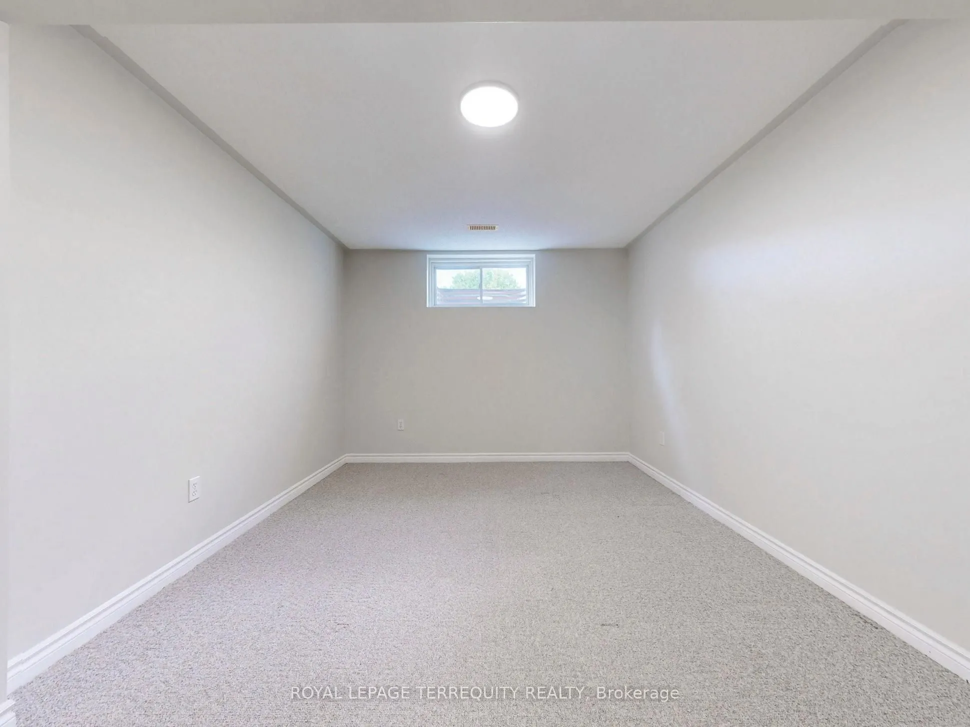 64C Harris Avenue, #22
