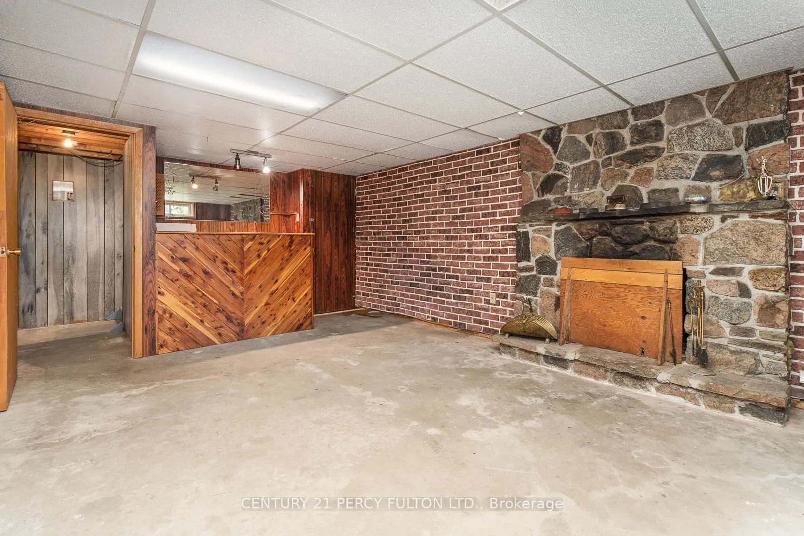 1004 Rosseau Lake 1 Road