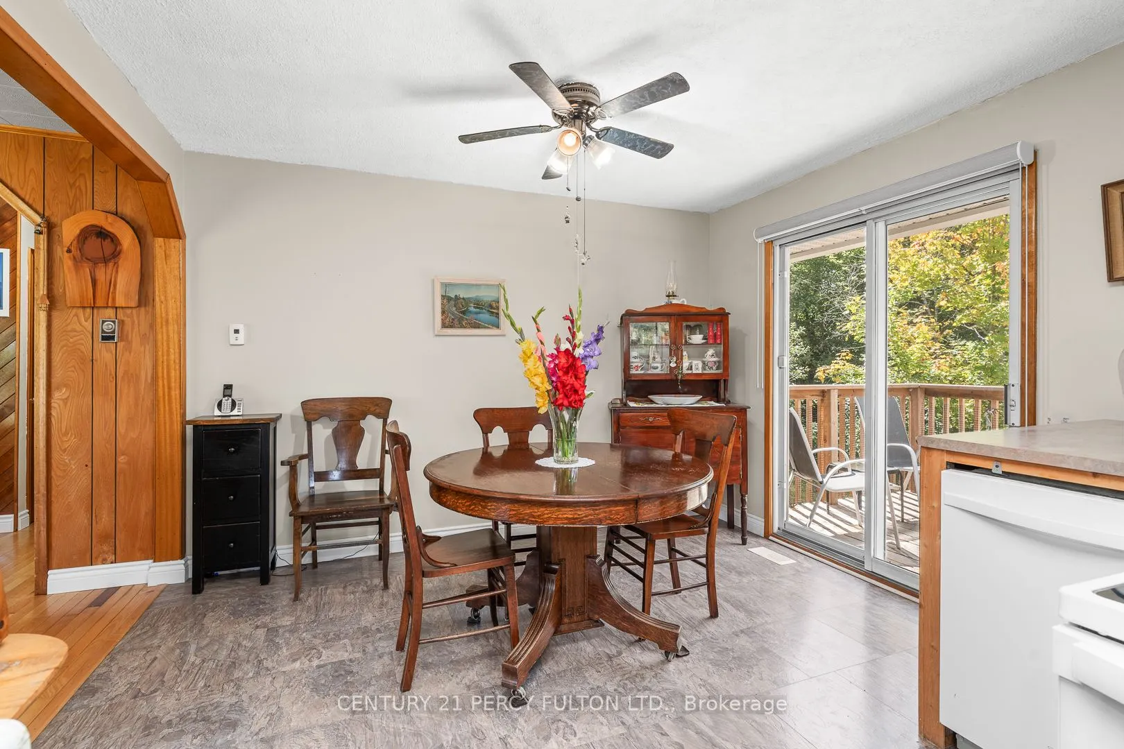 1004 Rosseau Lake 1 Road